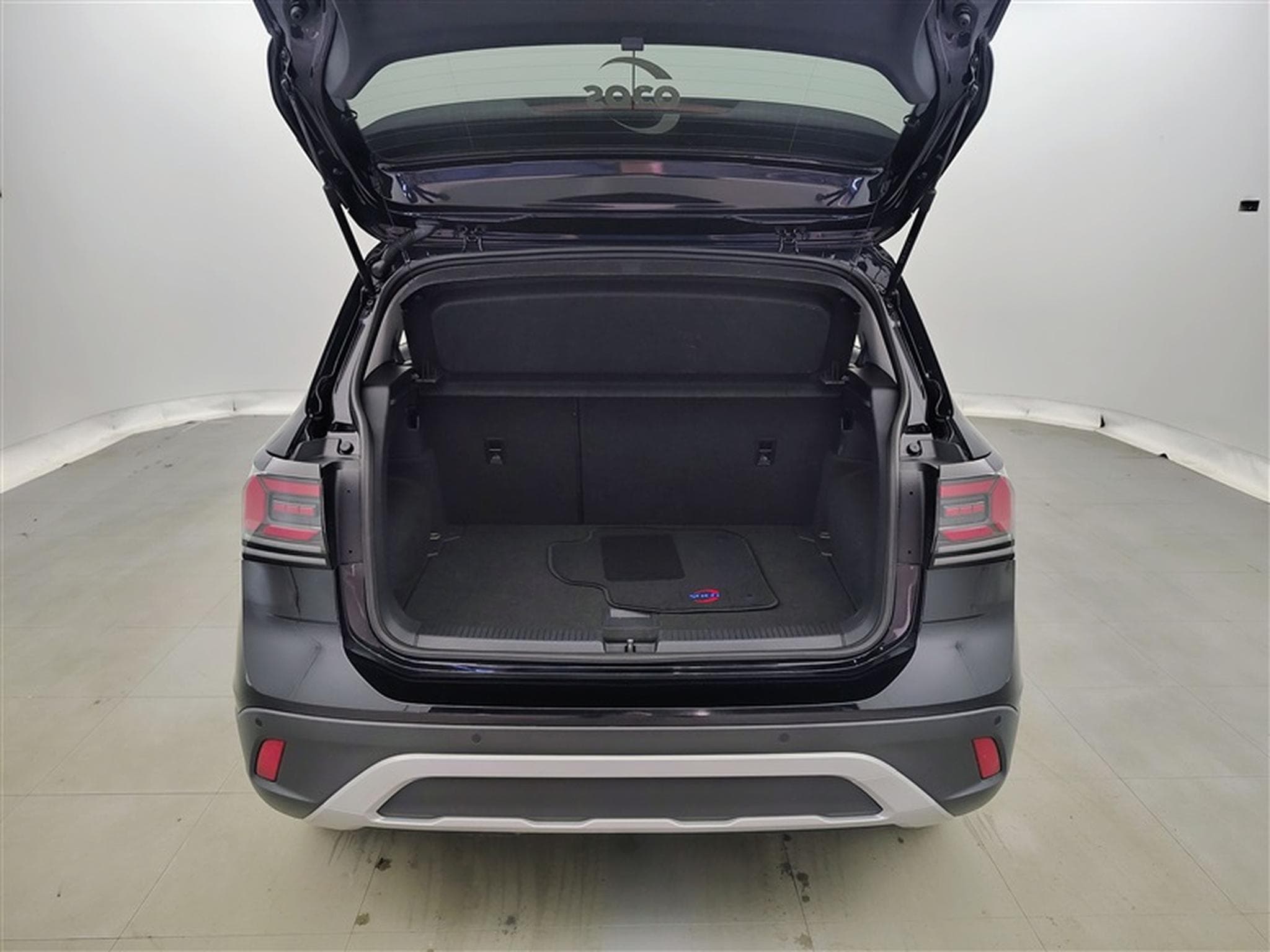 VW T-Cross 1.0 TSI Active NAVI / FULL LED / PDC AV+AR / JA 16" (2024) - Foto 14