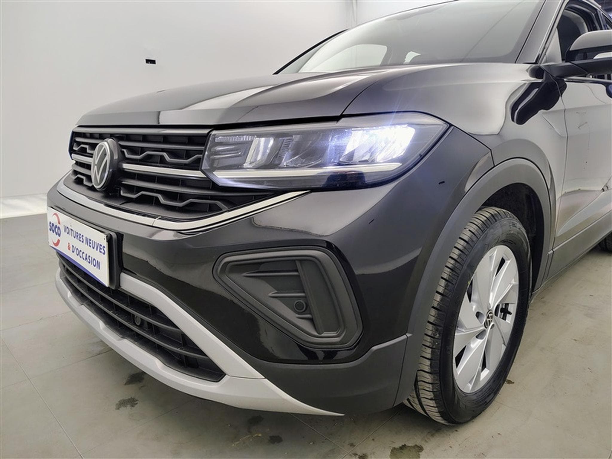 VW T-Cross 1.0 TSI Active NAVI / FULL LED / PDC AV+AR / JA 16" (2024) - Foto 15