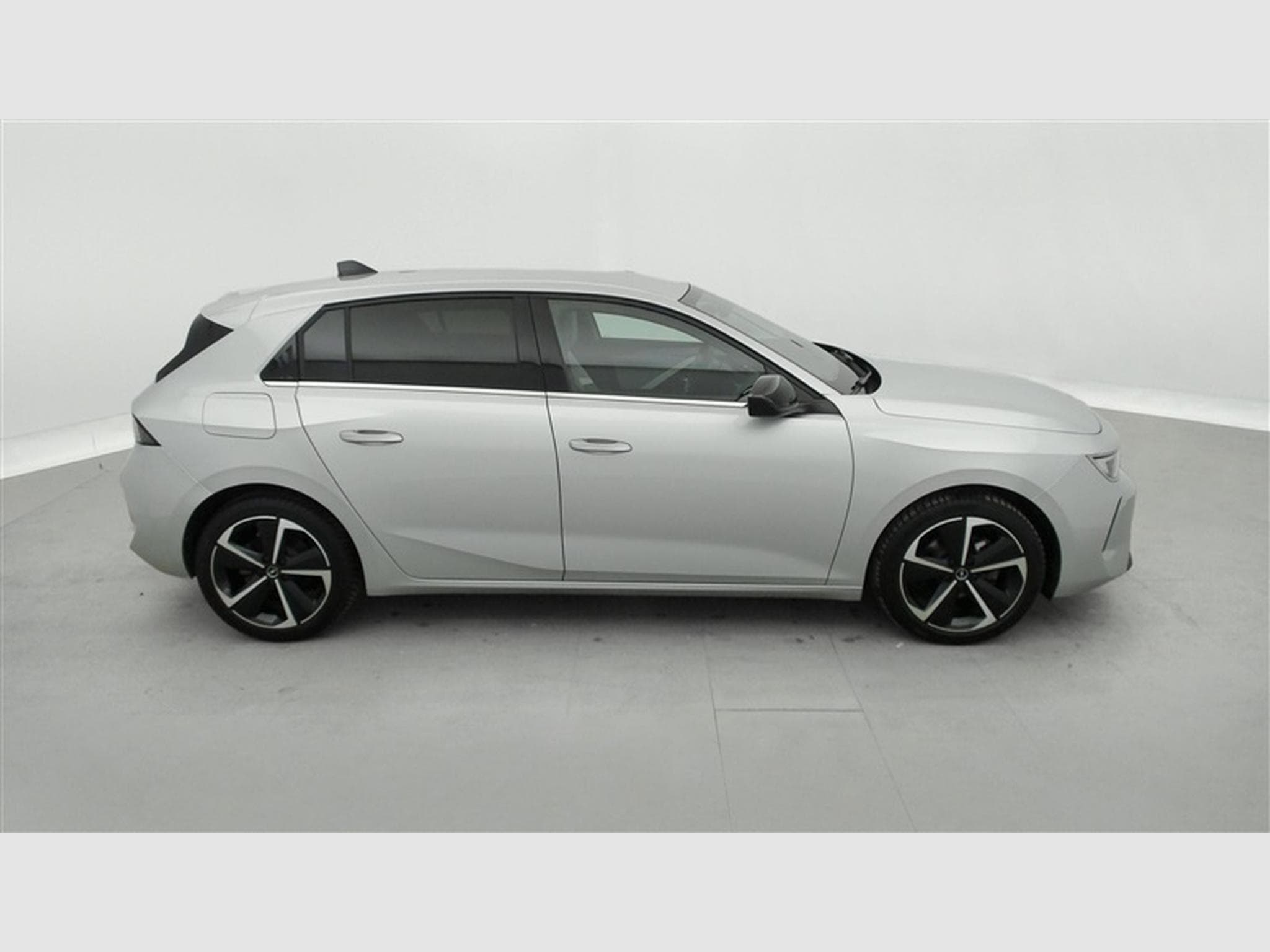 Opel Astra 1.2 Turbo Edition S/S (EU6.4) (2023) - Foto 23