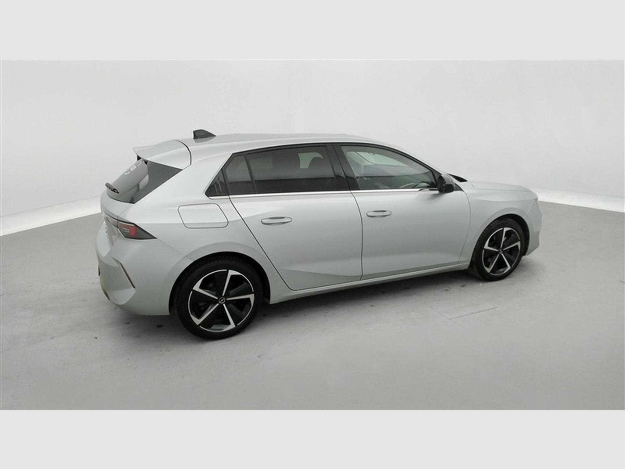 Opel Astra 1.2 Turbo Edition S/S (EU6.4) (2023) - Foto 24