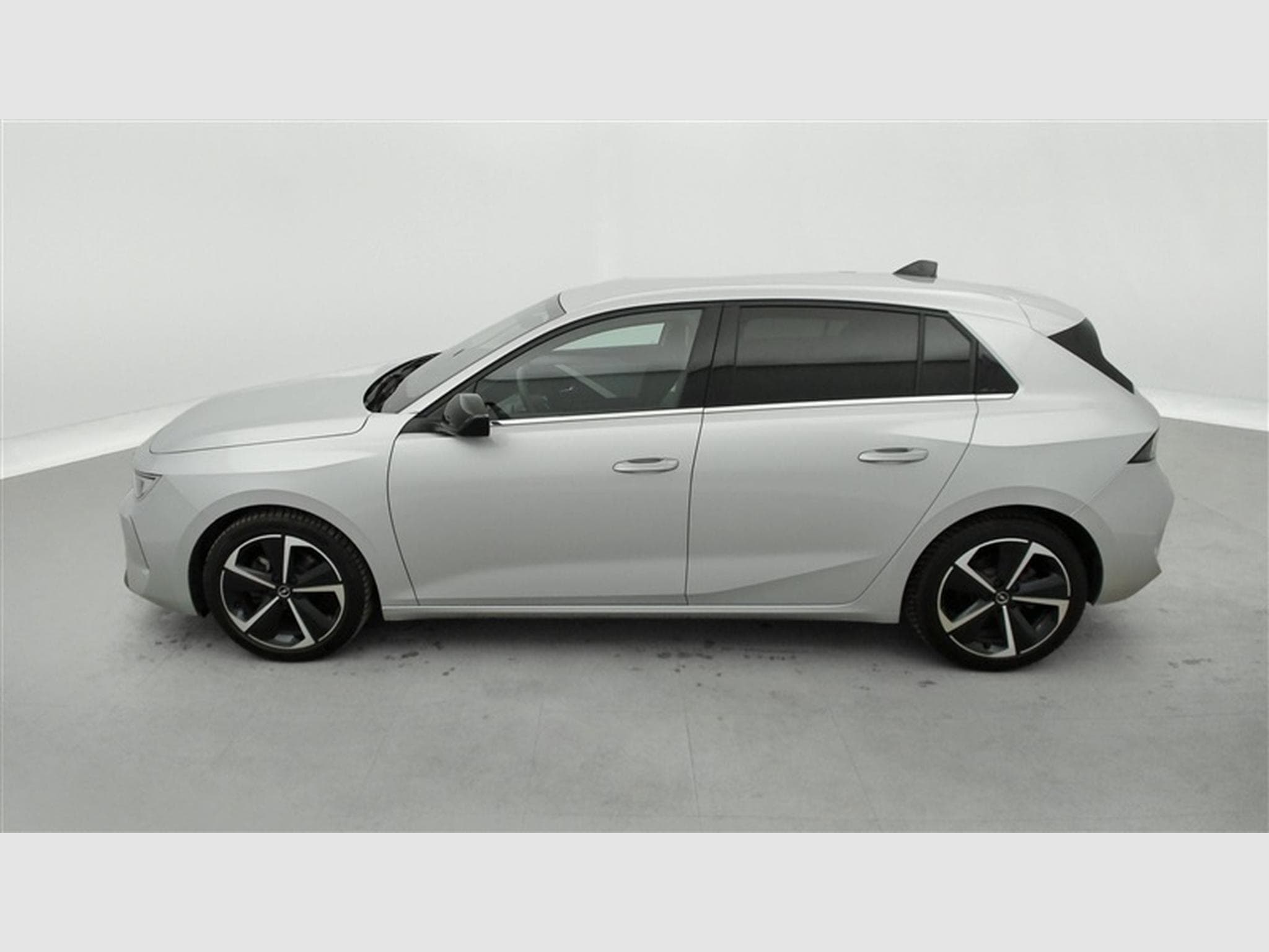 Opel Astra 1.2 Turbo Edition S/S (EU6.4) (2023) - Foto 3
