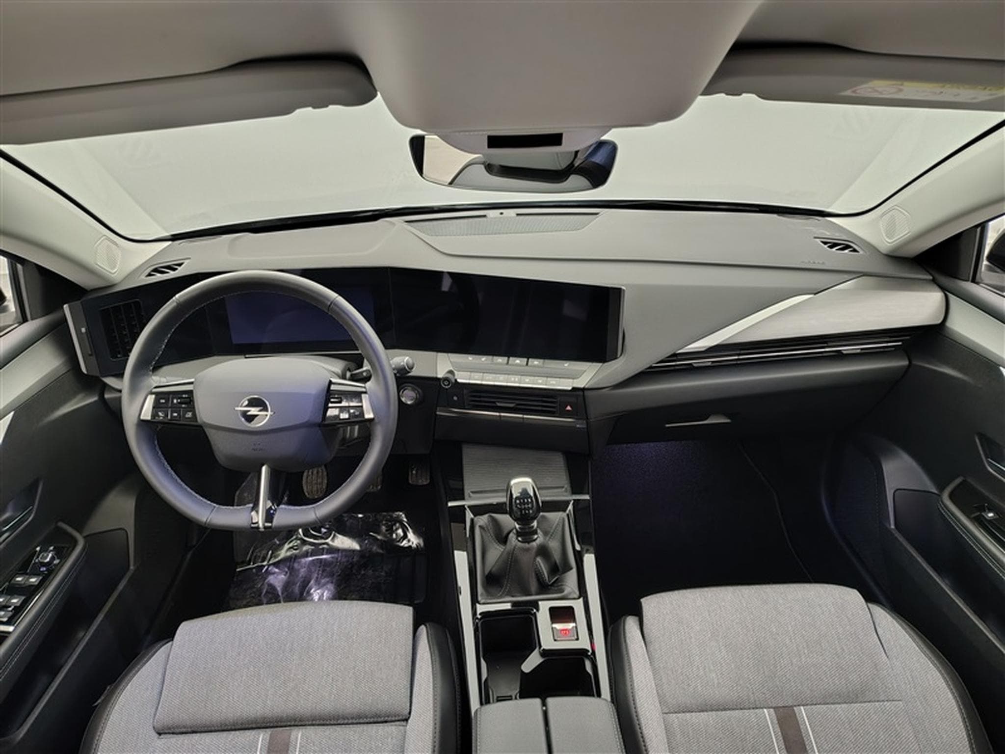 Opel Astra 1.2 Turbo Edition S/S (EU6.4) (2023) - Foto 8