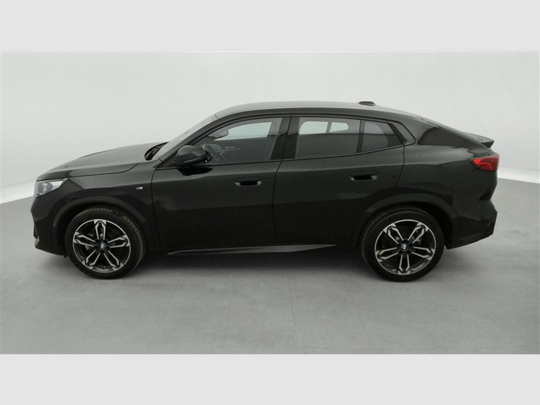 BMW X2 1.5iA sDrive20 PACK M NAVI / FULL LED / S-CUIR (2024) - Foto 3
