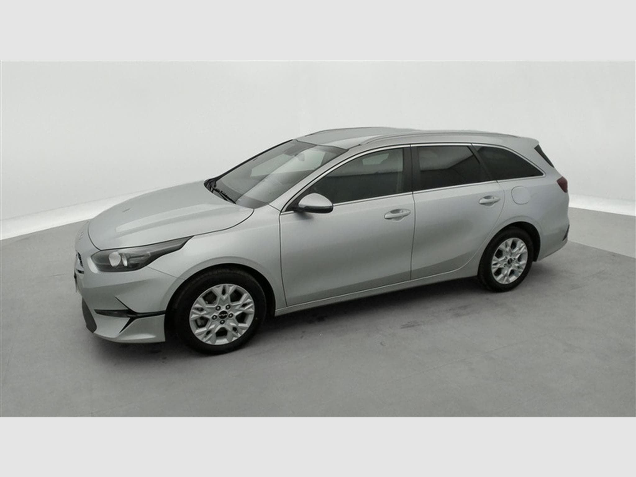 Kia Ceed Sw 1.0 T-GDi Gold NAVI / CAMERA / JA 16" (2023) - Foto 21