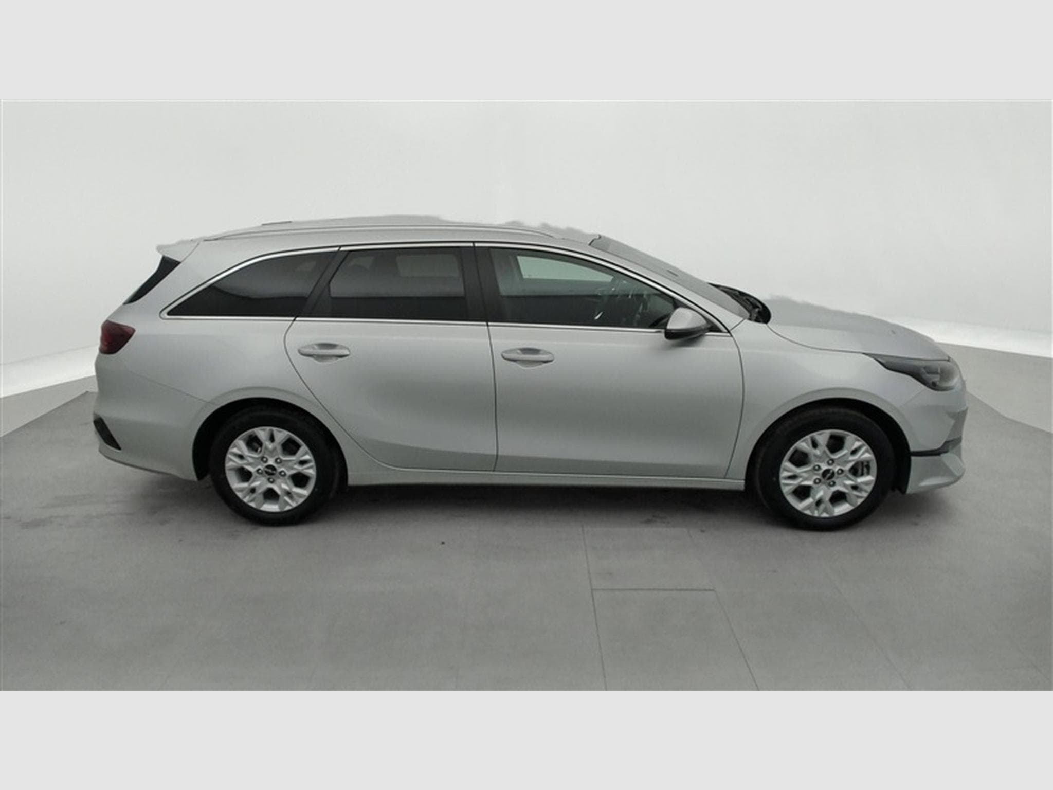 Kia Ceed Sw 1.0 T-GDi Gold NAVI / CAMERA / JA 16" (2023) - Foto 24