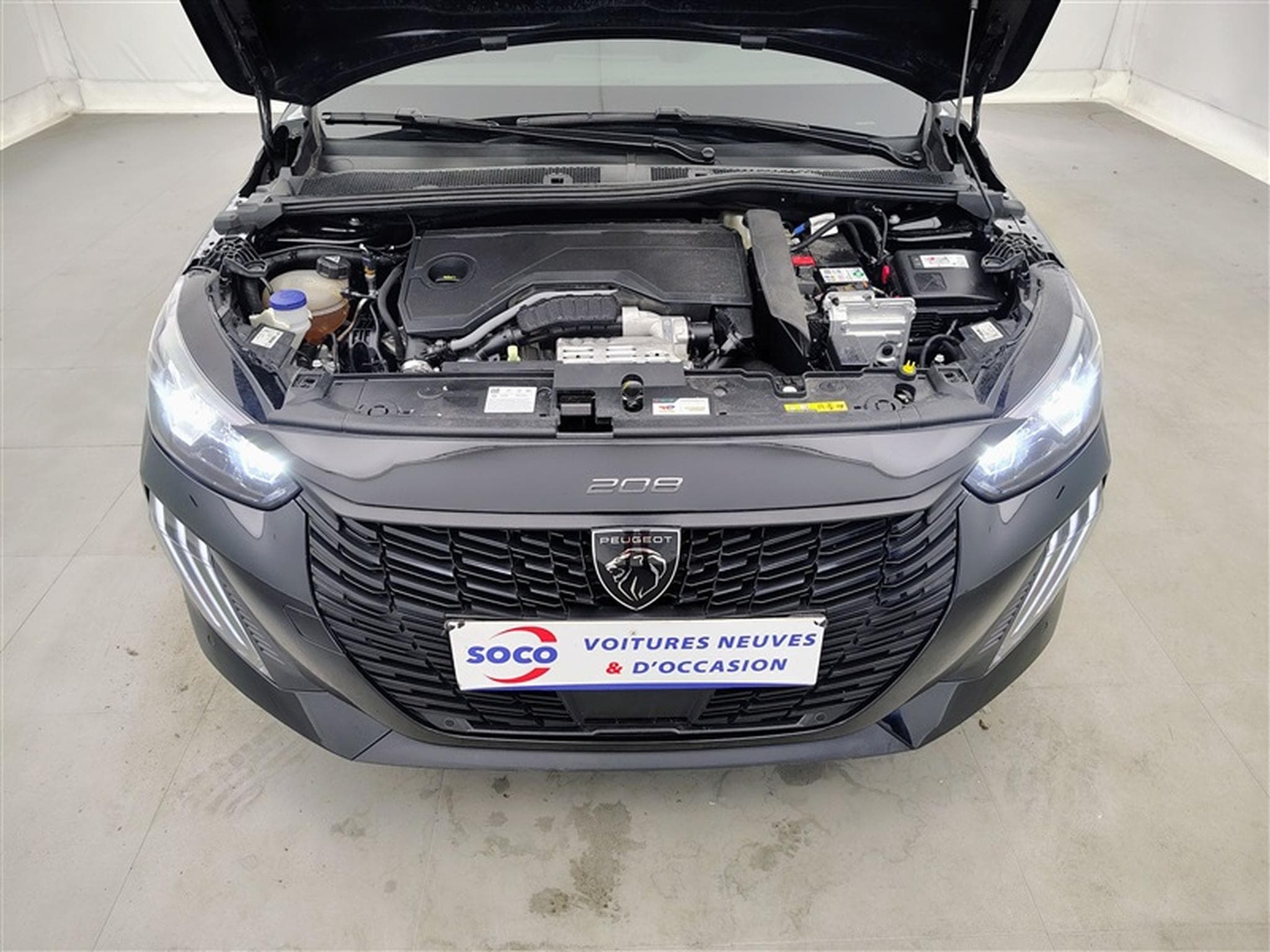 Peugeot 208 1.2 Hybrid 100cv e-DSC6 Allure CARPLAY / FULL LED / S-CUIR (2025) - Foto 19