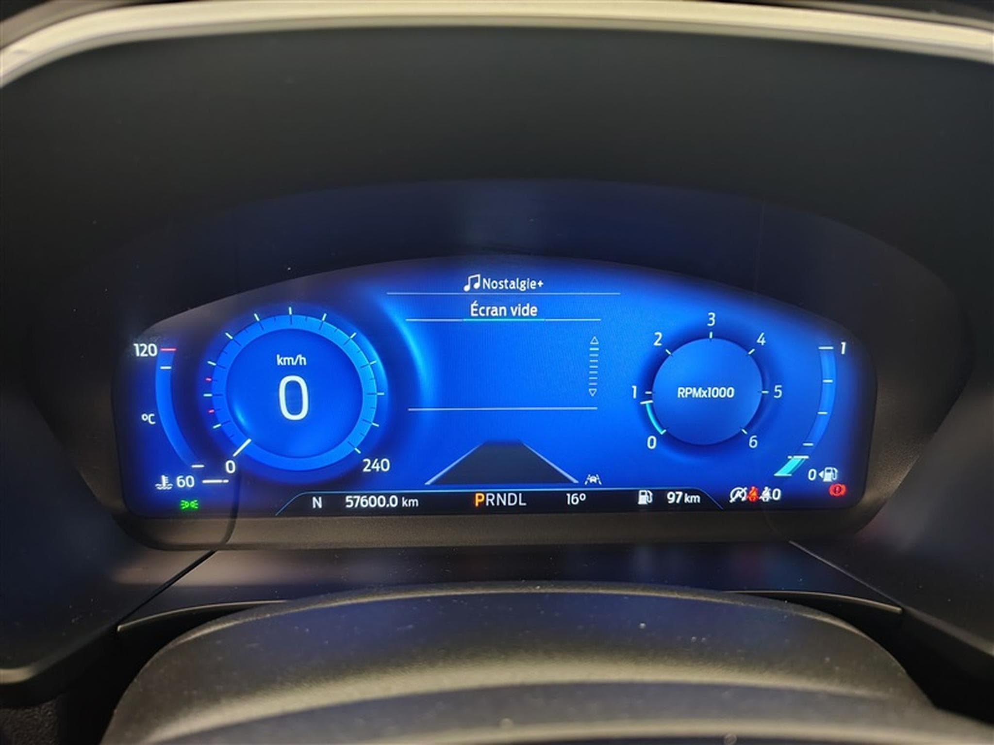 Ford Kuga 1.5 TDCi 120Cv Powershift Titanium NAVI / FULL LED (2023) - Foto 10