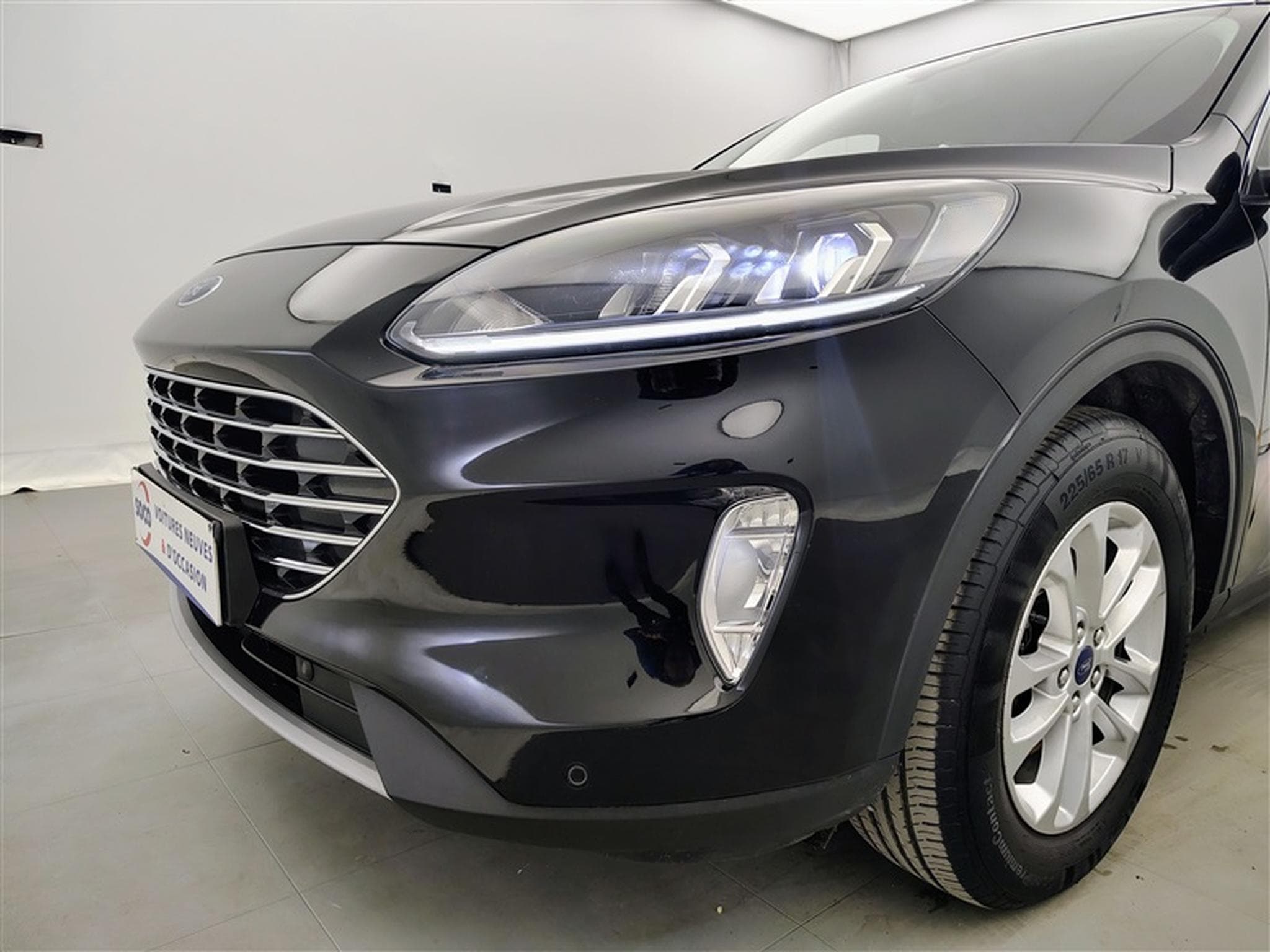 Ford Kuga 1.5 TDCi 120Cv Powershift Titanium NAVI / FULL LED (2023) - Foto 15