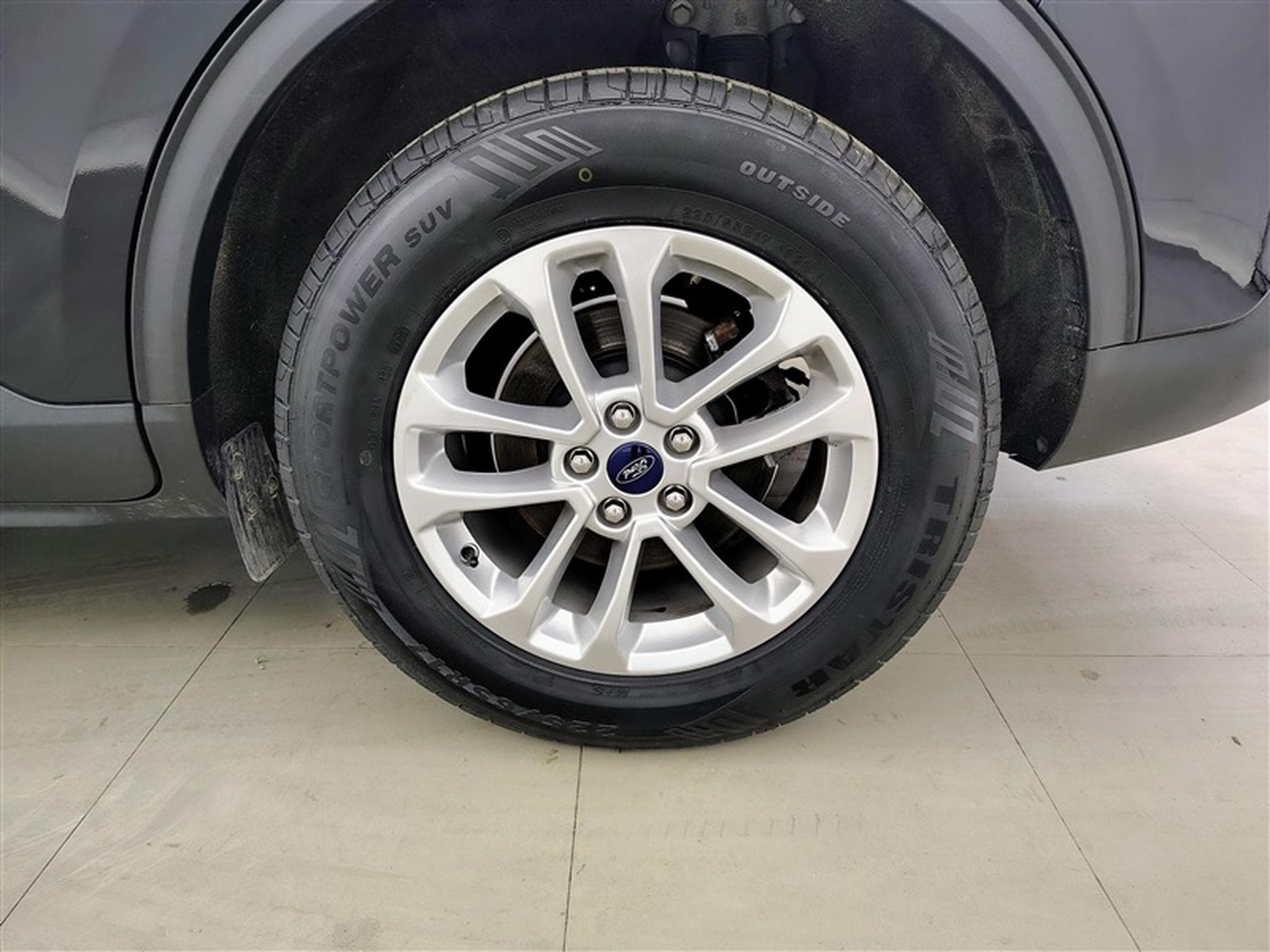 Ford Kuga 1.5 TDCi 120Cv Powershift Titanium NAVI / FULL LED (2023) - Foto 6