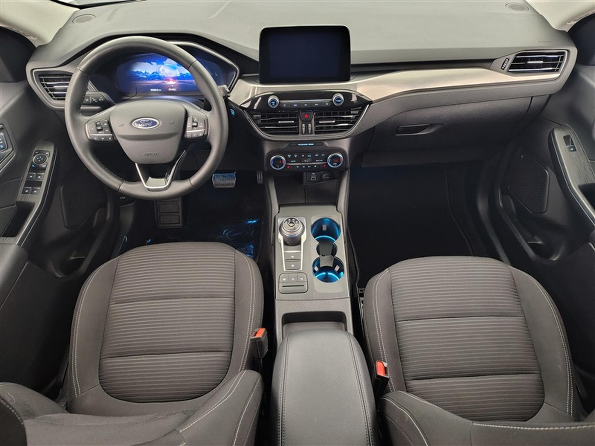 Ford Kuga 1.5 TDCi 120Cv Powershift Titanium NAVI / FULL LED (2023) - Foto 8