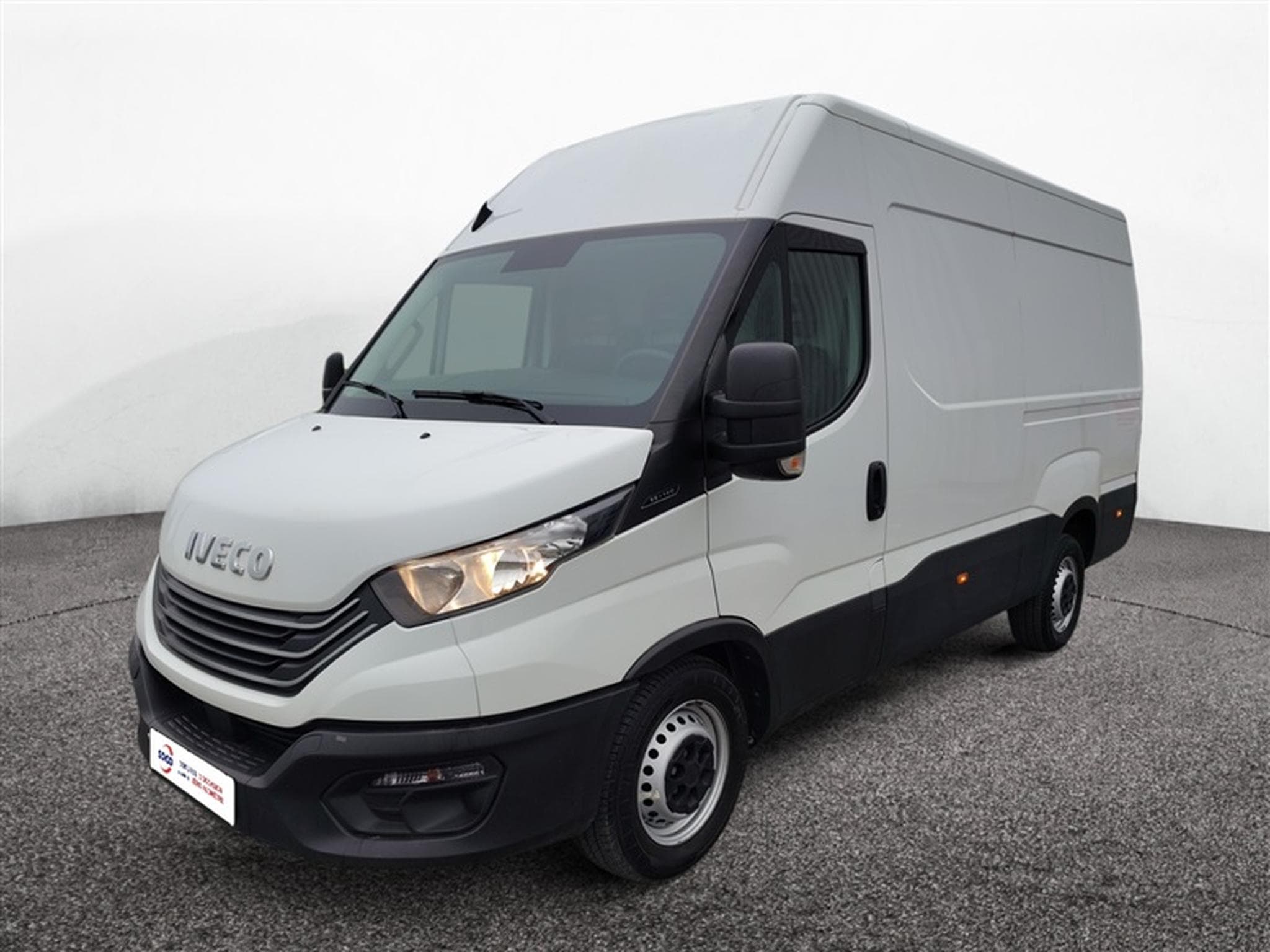 Iveco Daily 35S14V 2.3 Turbo 12M3 (2023) - Foto 1