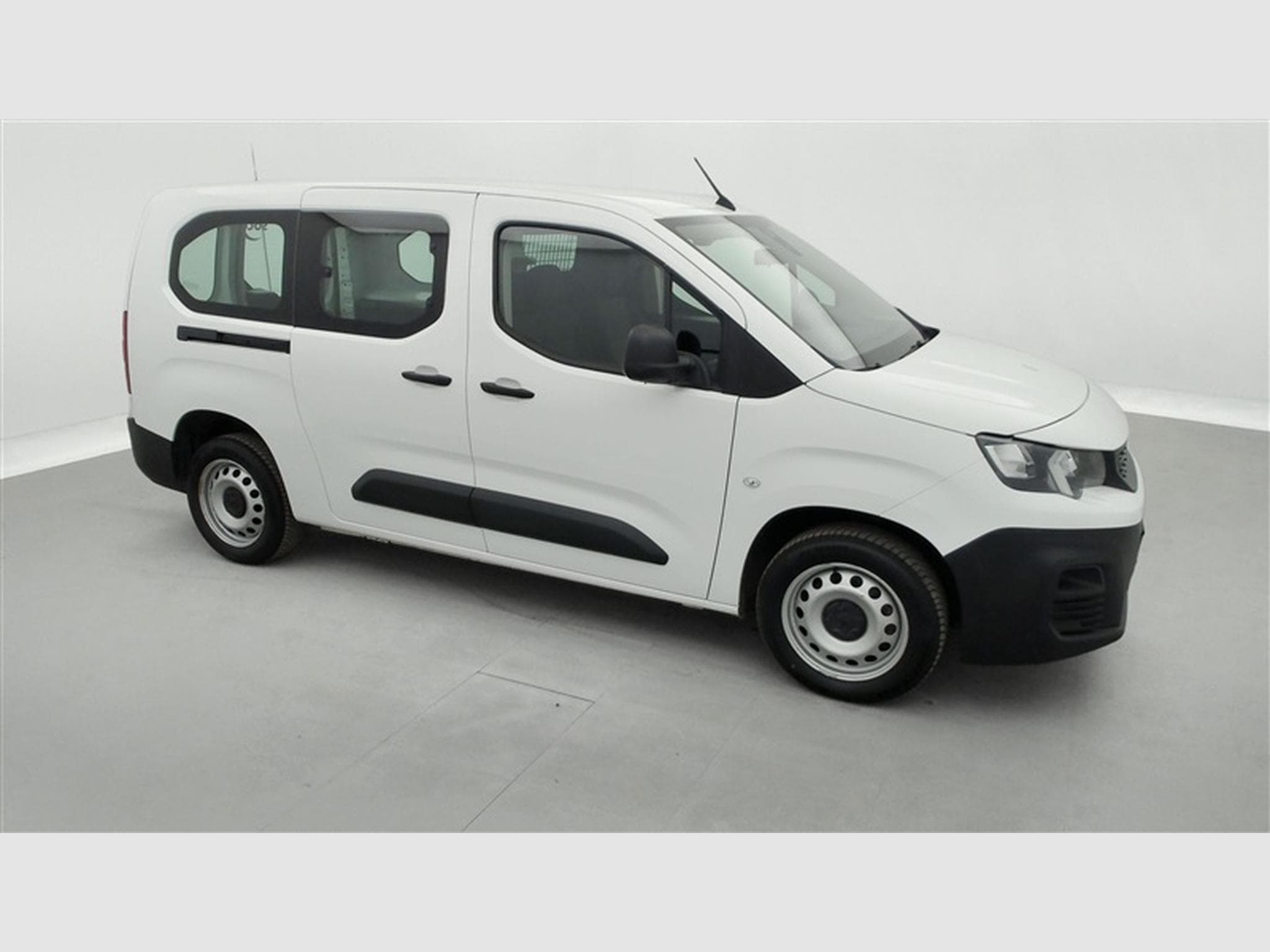 Peugeot Partner 1.5 BlueHDi L2 Heavy Pro (2021) - Photo 21