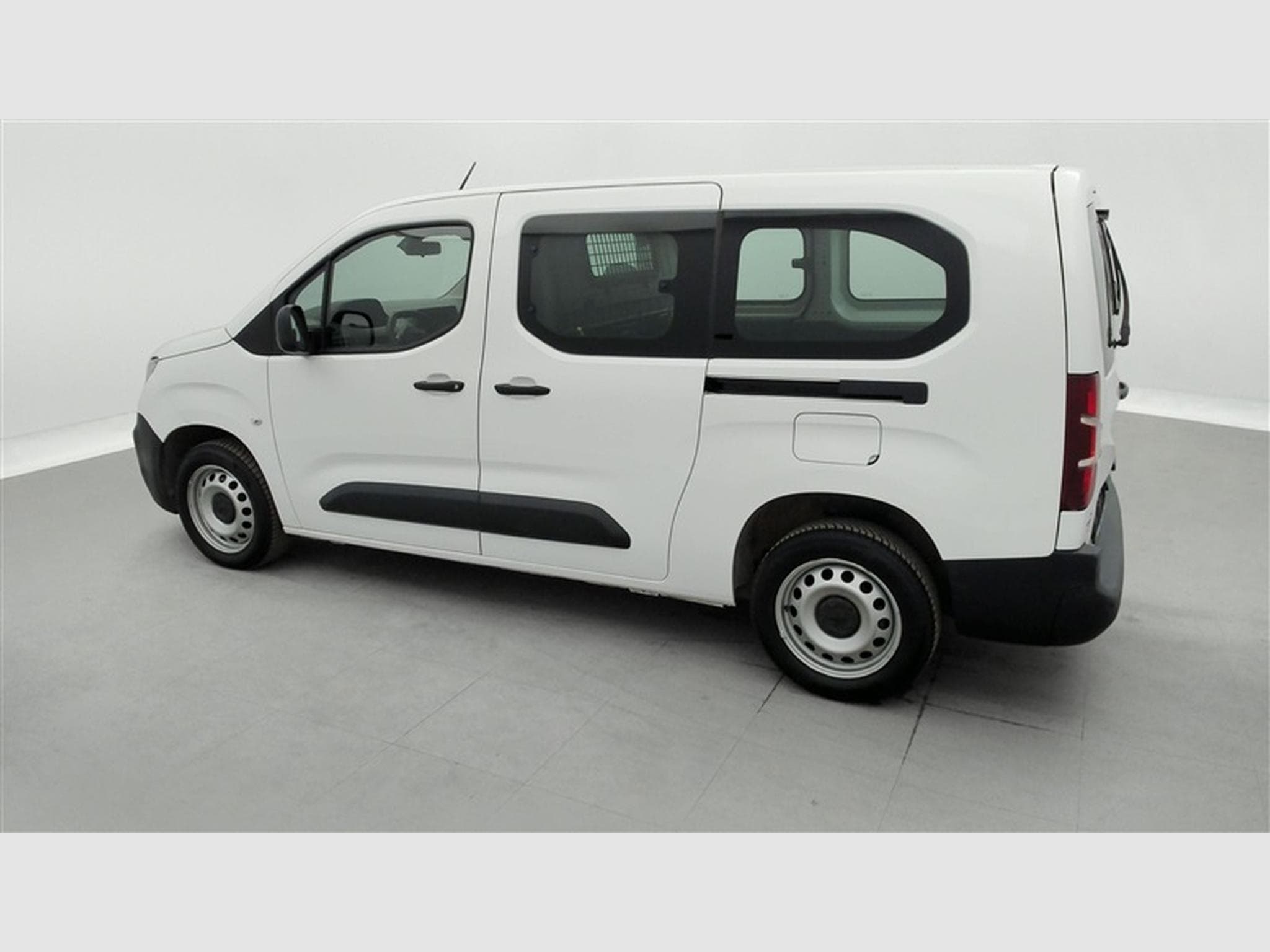 Peugeot Partner 1.5 BlueHDi L2 Heavy Pro (2021) - Photo 25