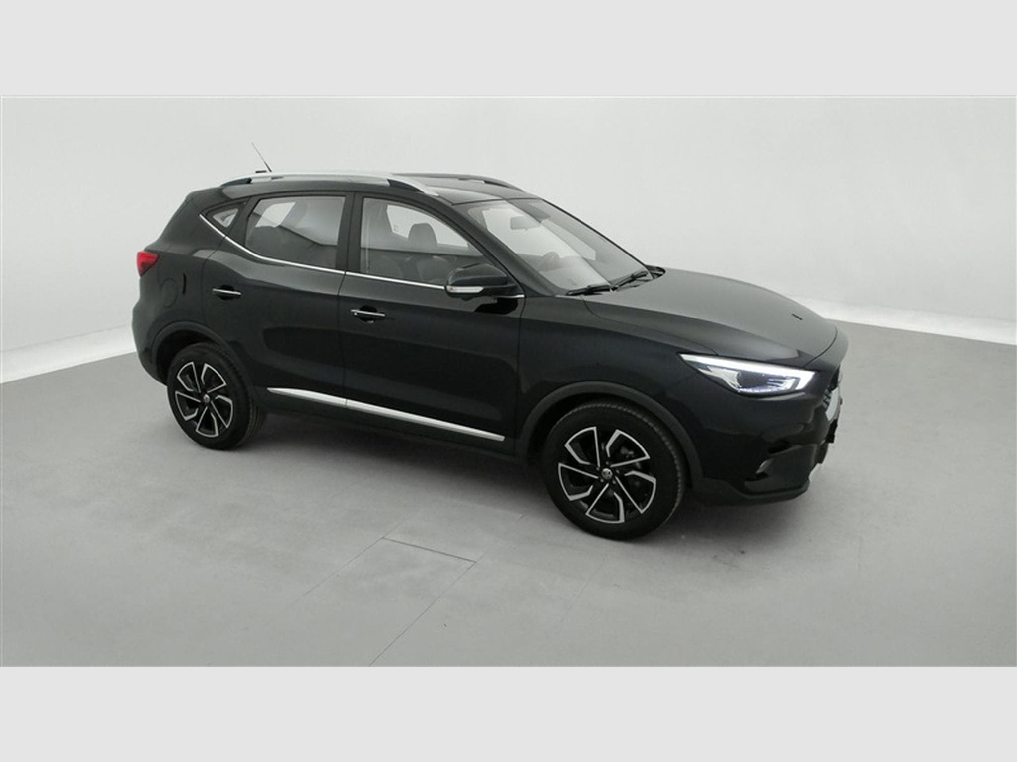 MG ZS 1.0 T-GDi 110cv AUTO Luxury NAVI / FULL LED / CUIR / CAMERA (2024) - Photo 23