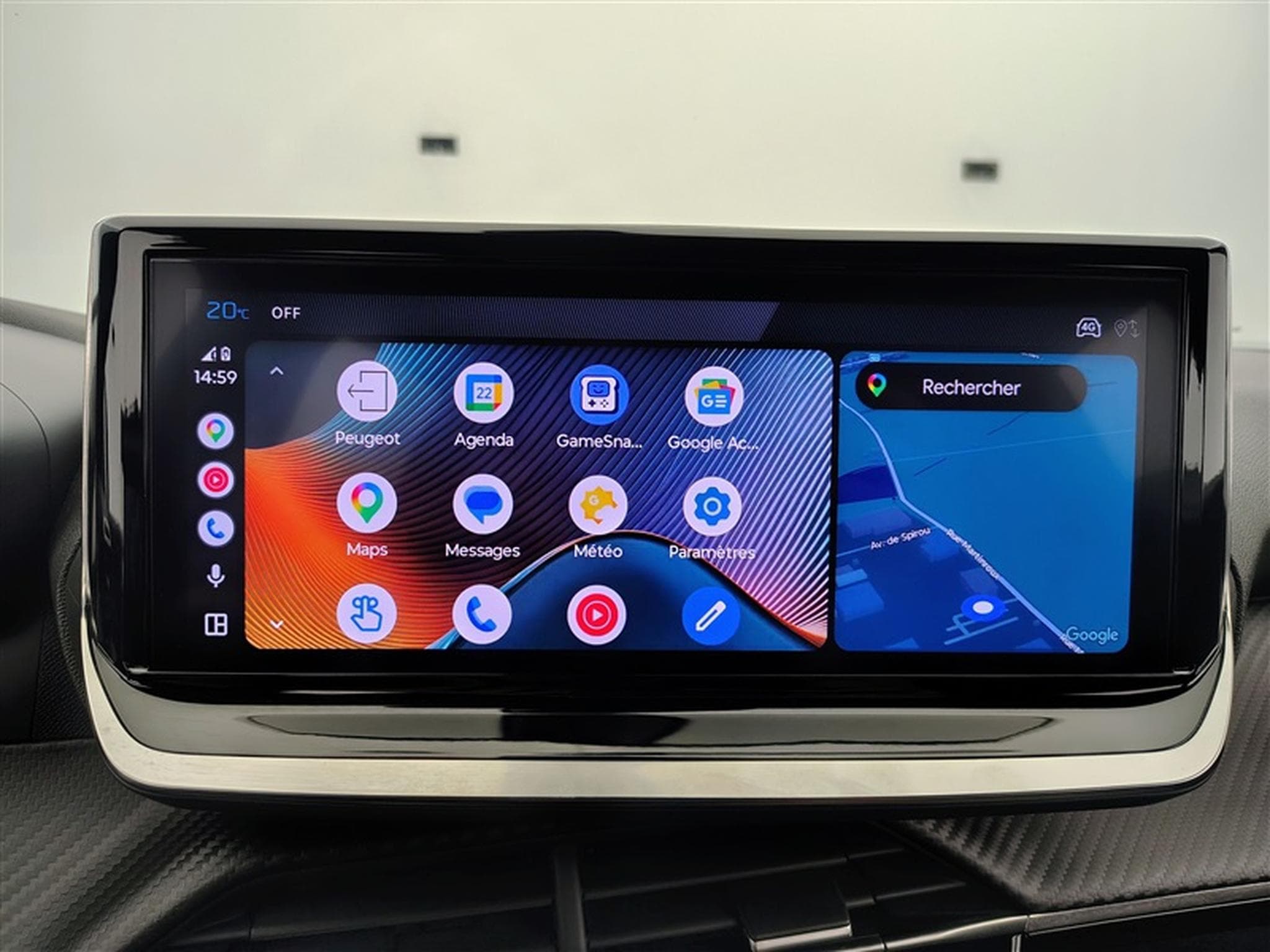 Peugeot 2008 1.2 PureTech 100cv Allure CARPLAY / FULL LED / PDC AV+AR (2024) - Photo 20
