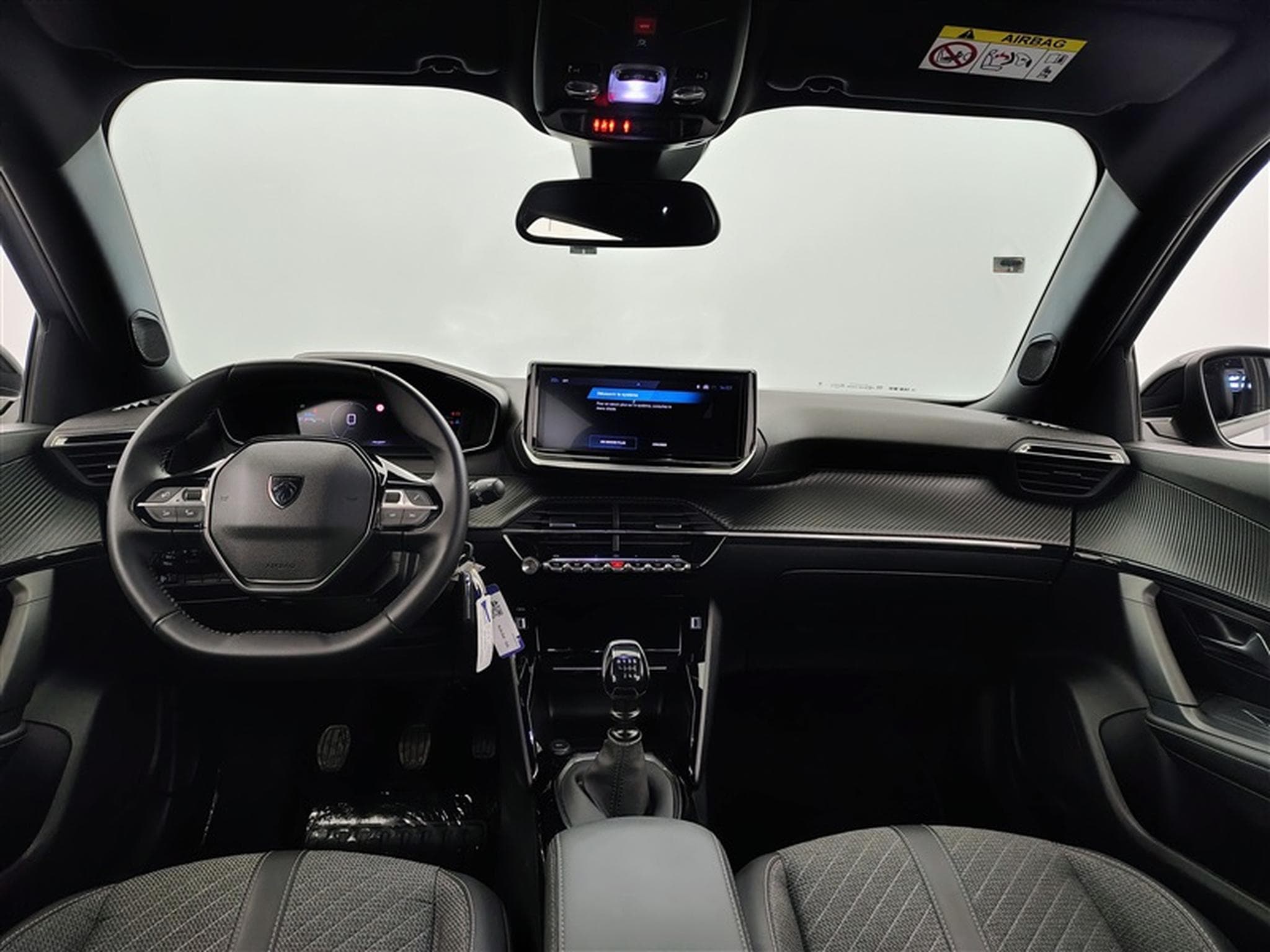 Peugeot 2008 1.2 PureTech 100cv Allure CARPLAY / FULL LED / PDC AV+AR (2024) - Photo 8