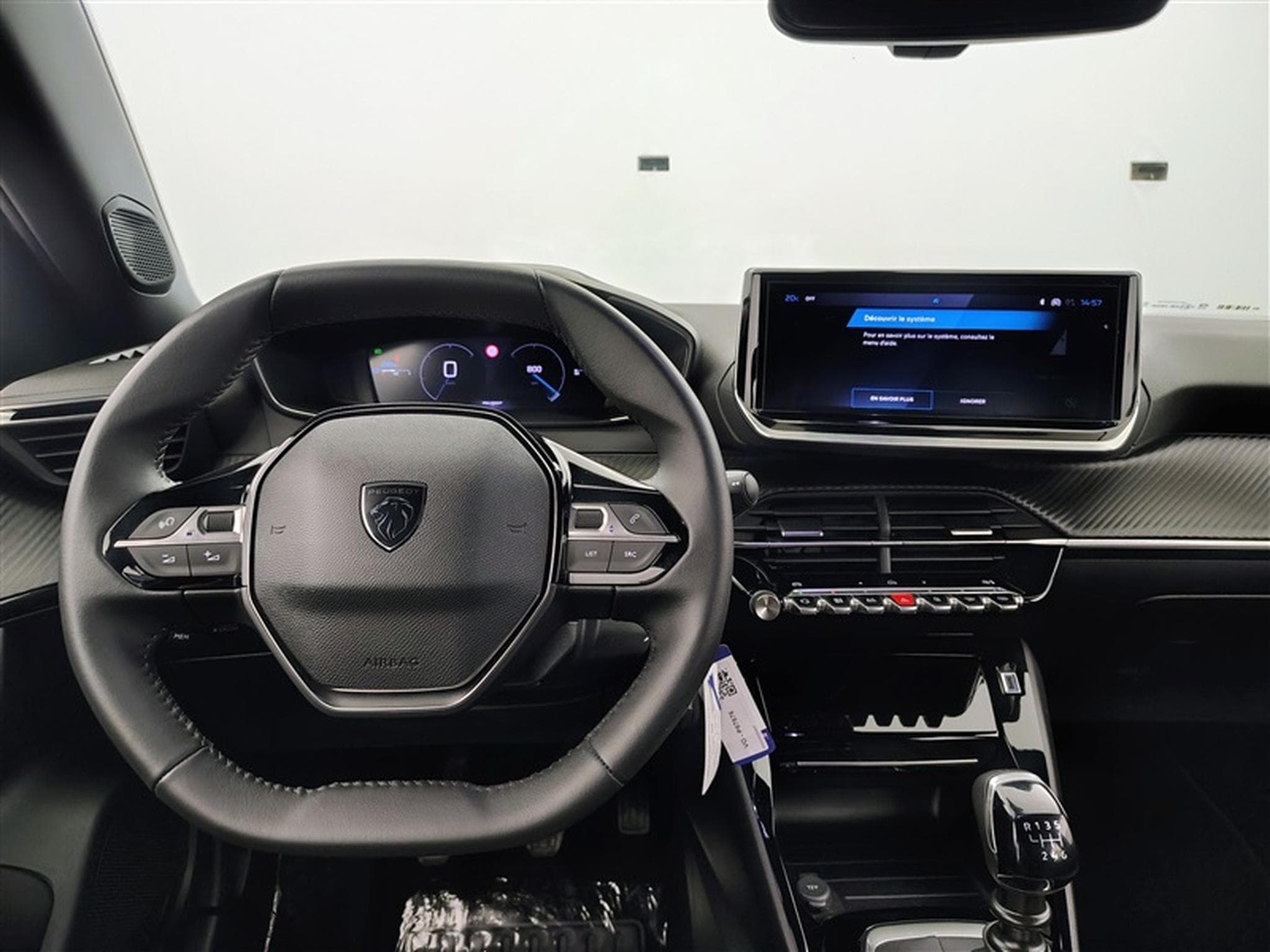 Peugeot 2008 1.2 PureTech 100cv Allure CARPLAY / FULL LED / PDC AV+AR (2024) - Photo 9
