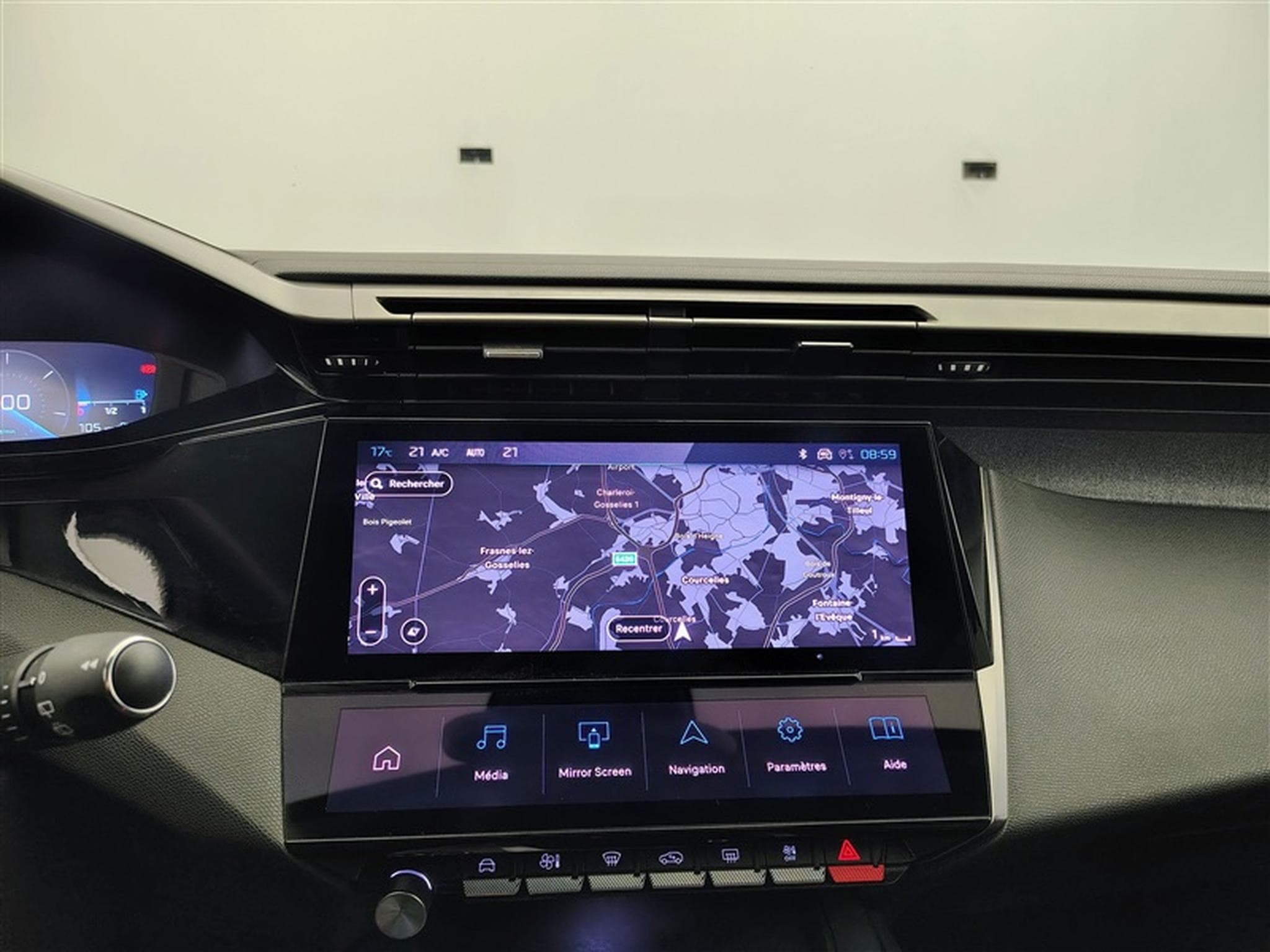 Peugeot 308 1.2 PureTech Allure S-CUIR / NAVI / CARPLAY / CAMERA (2023) - Photo 11