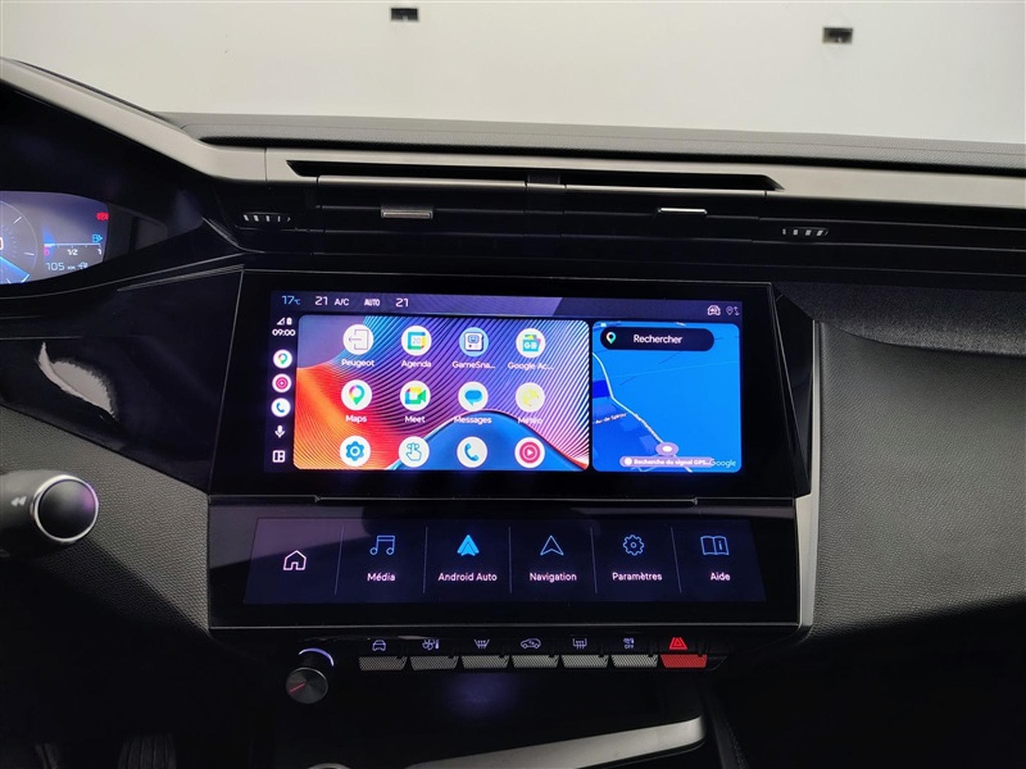 Peugeot 308 1.2 PureTech Allure S-CUIR / NAVI / CARPLAY / CAMERA (2023) - Photo 20