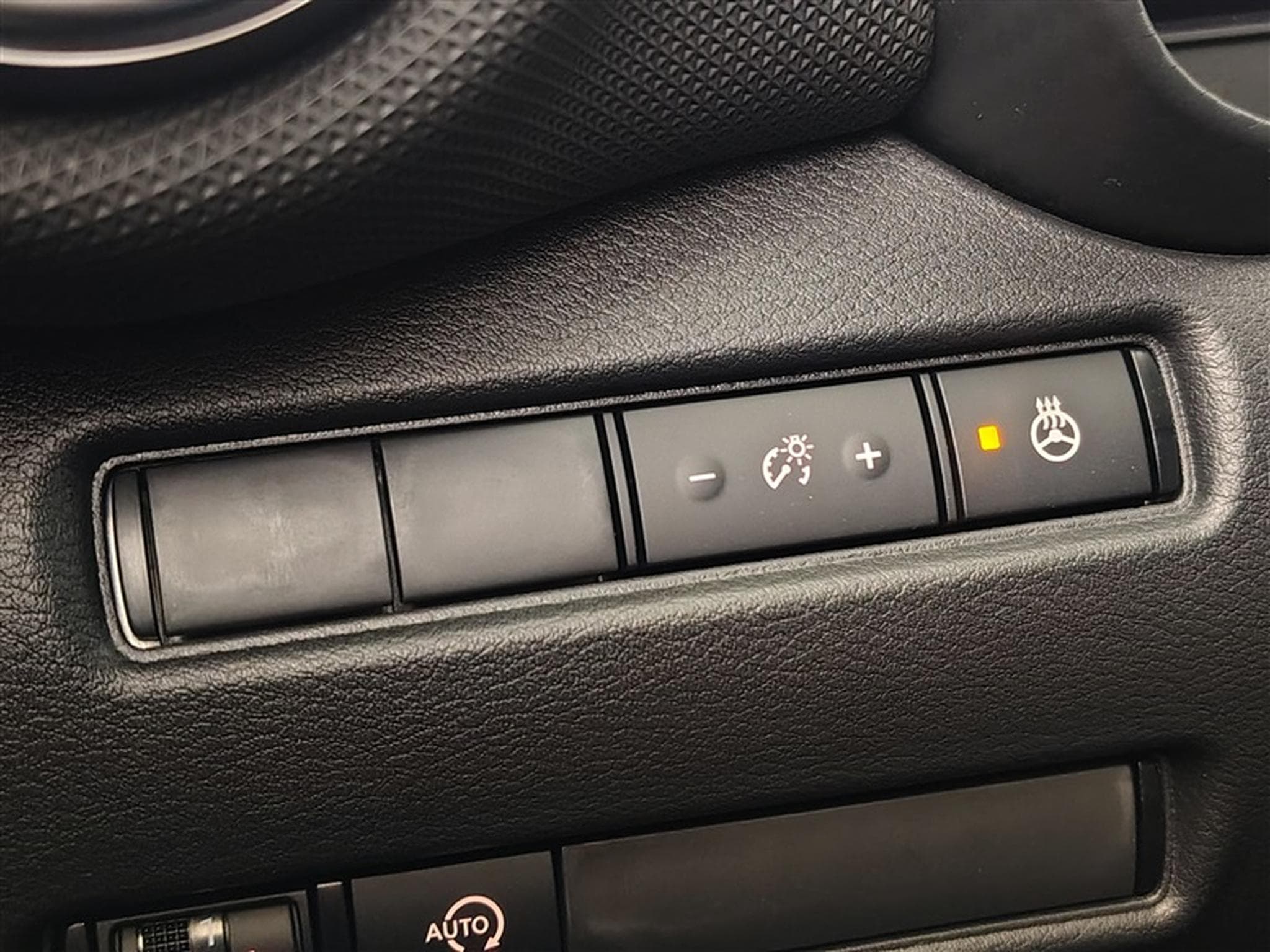 Nissan Juke 1.0 DIG-T 115cv DCT N-Connecta CARPLAY / FULL LED / CAMERA (2026) - Photo 19