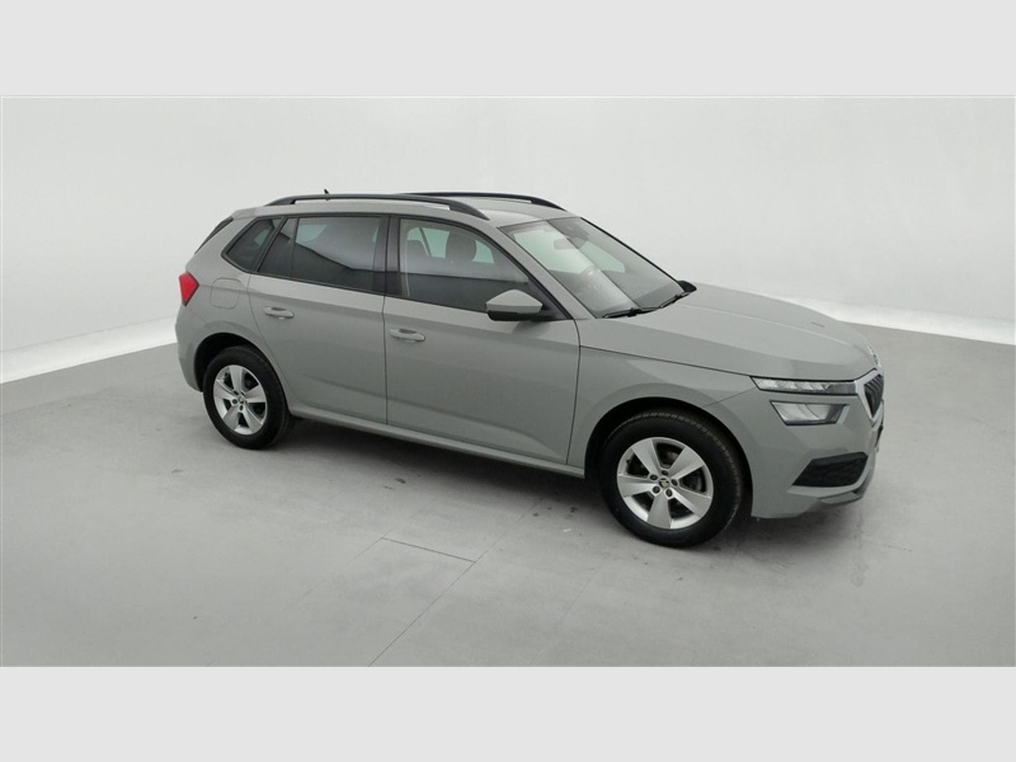 Skoda Kamiq 1.0 TSI Monte Carlo (2021) - Photo 23
