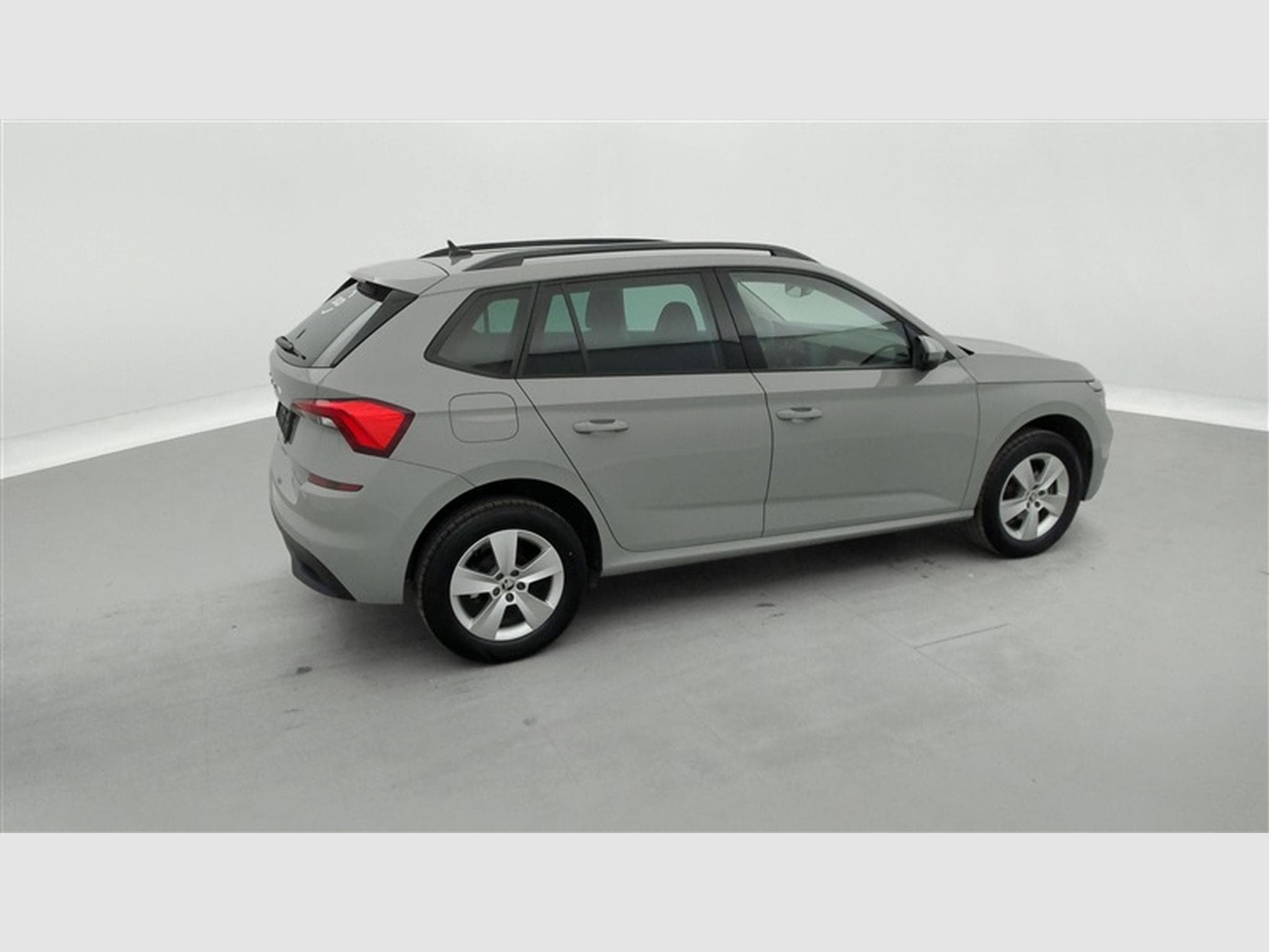 Skoda Kamiq 1.0 TSI Monte Carlo (2021) - Photo 25