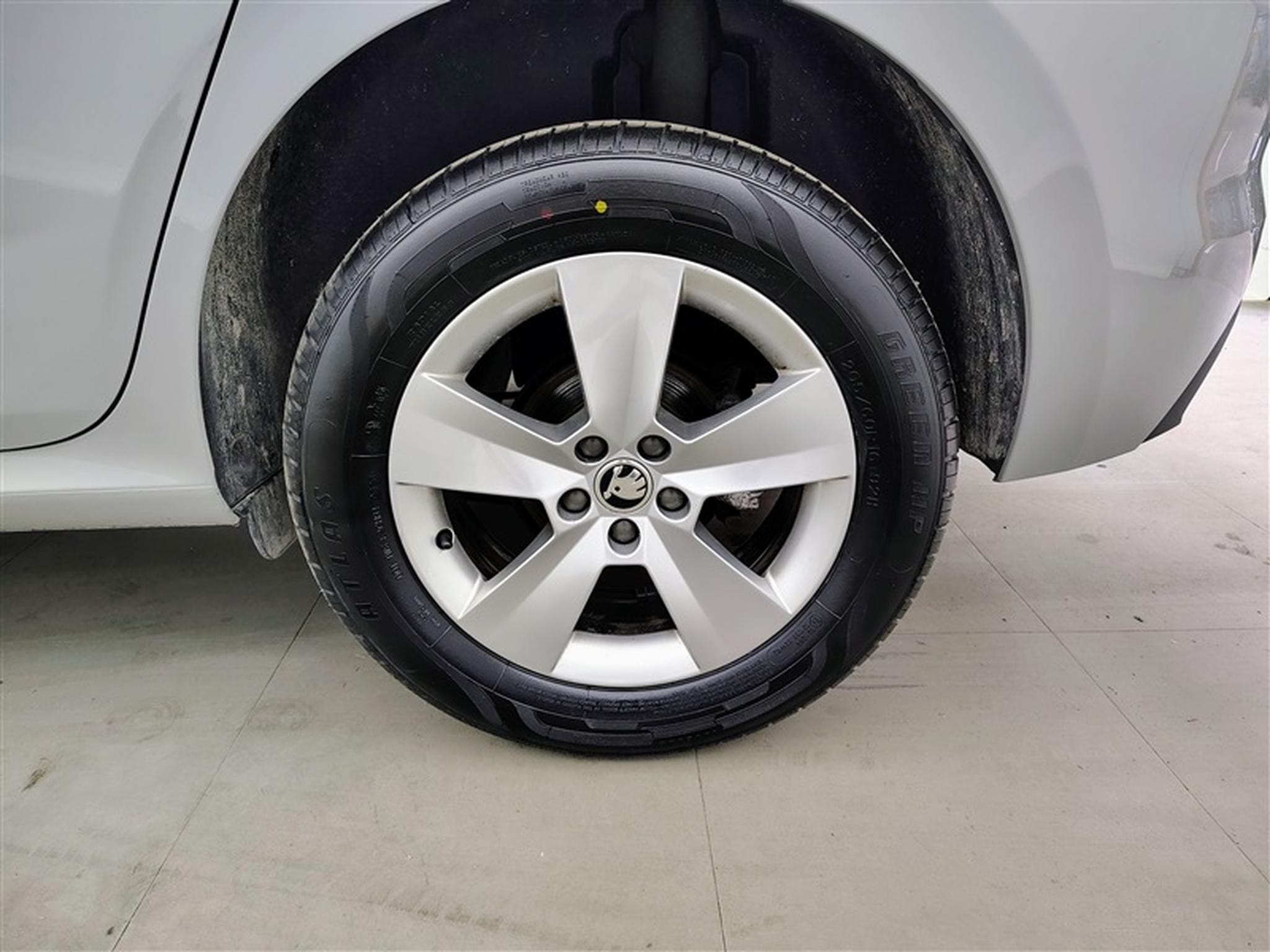 Skoda Kamiq 1.0 TSI Monte Carlo (2021) - Photo 6