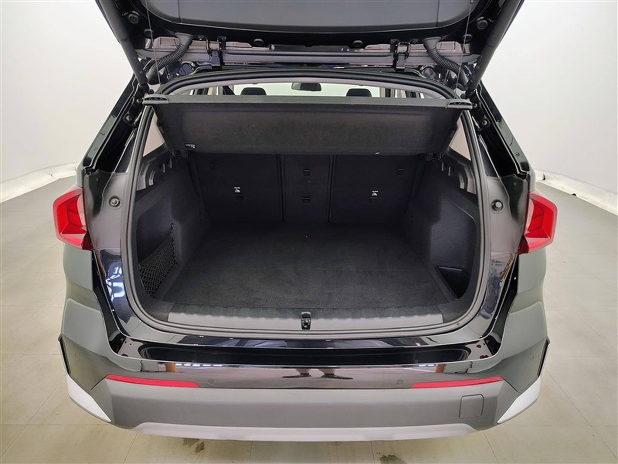 BMW X1 2.0 dA sDrive18 NEW MOD. NAVI / FULL LED / CLIM (2024) - Photo 14