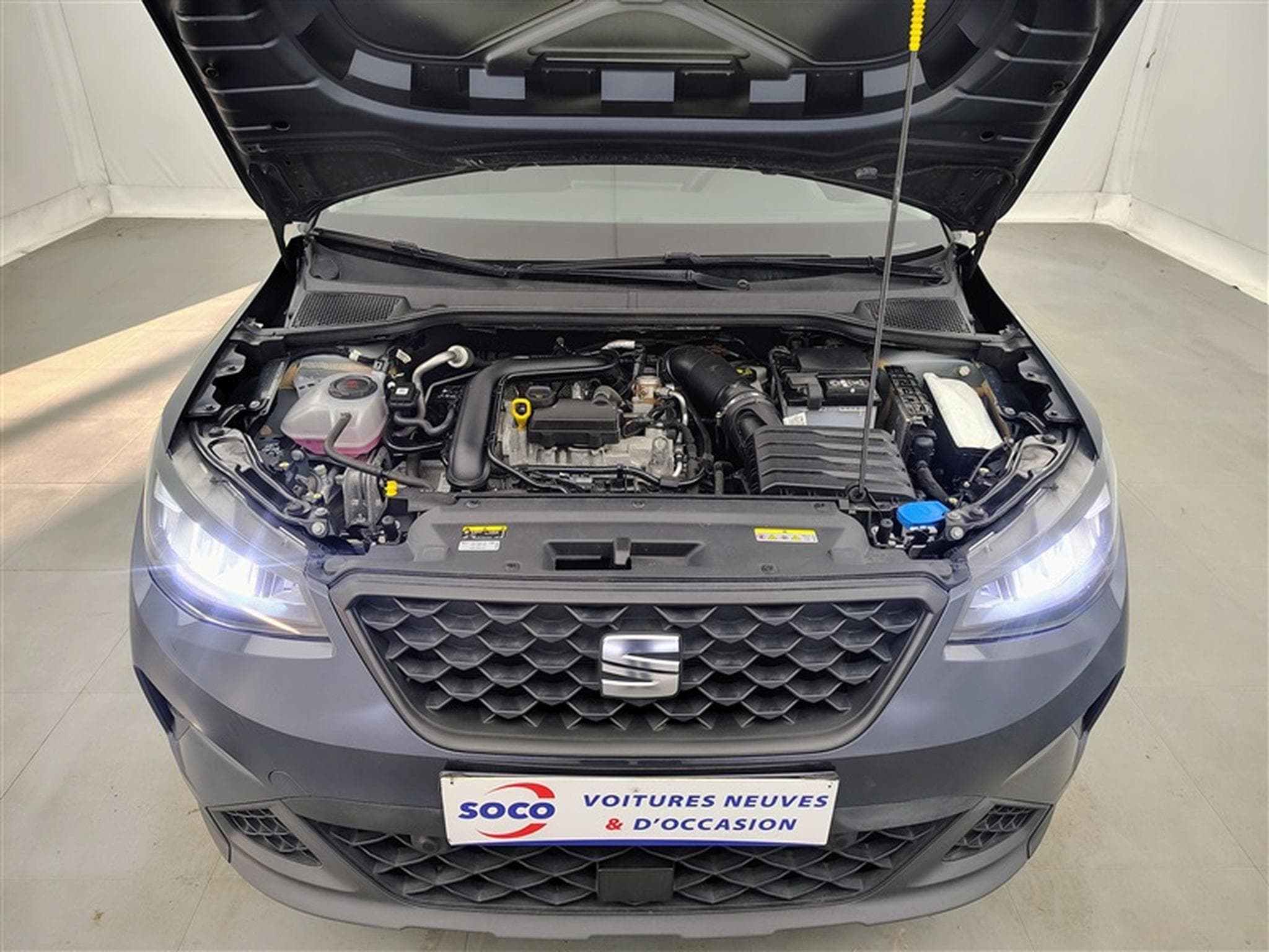 Seat Arona 1.0 TSI Move! DSG NAVI / FULL LED / CARPLAY (2023) - Photo 18