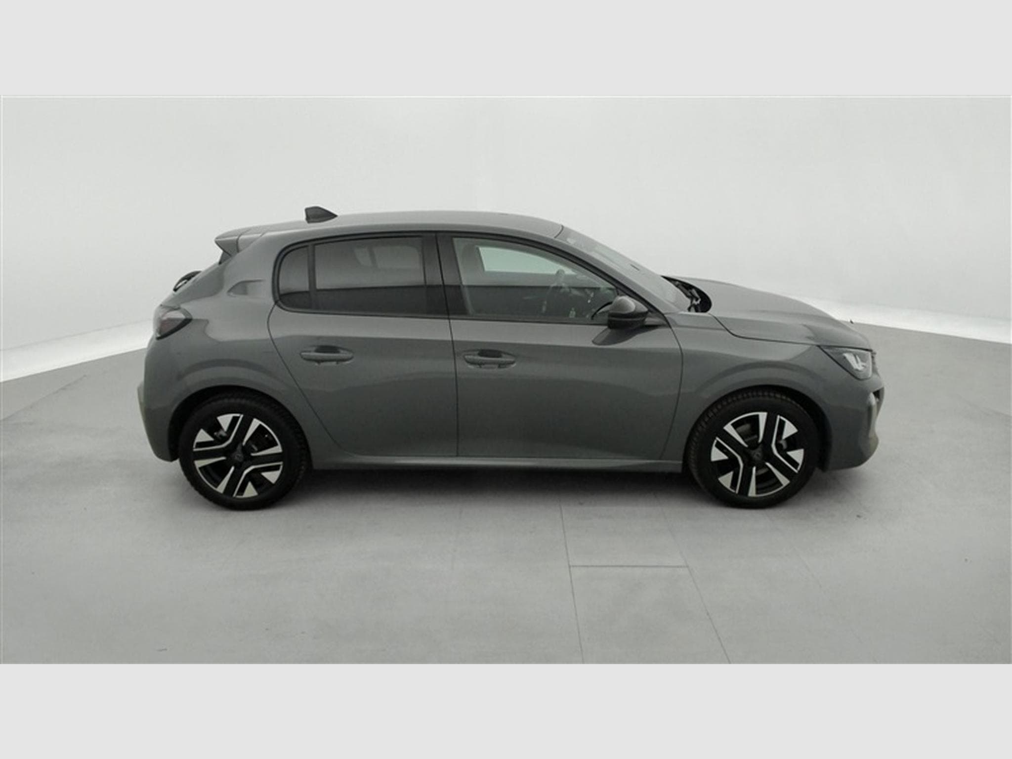 Peugeot 208 1.2i PureTech 100Cv Allure (2024) - Photo 24
