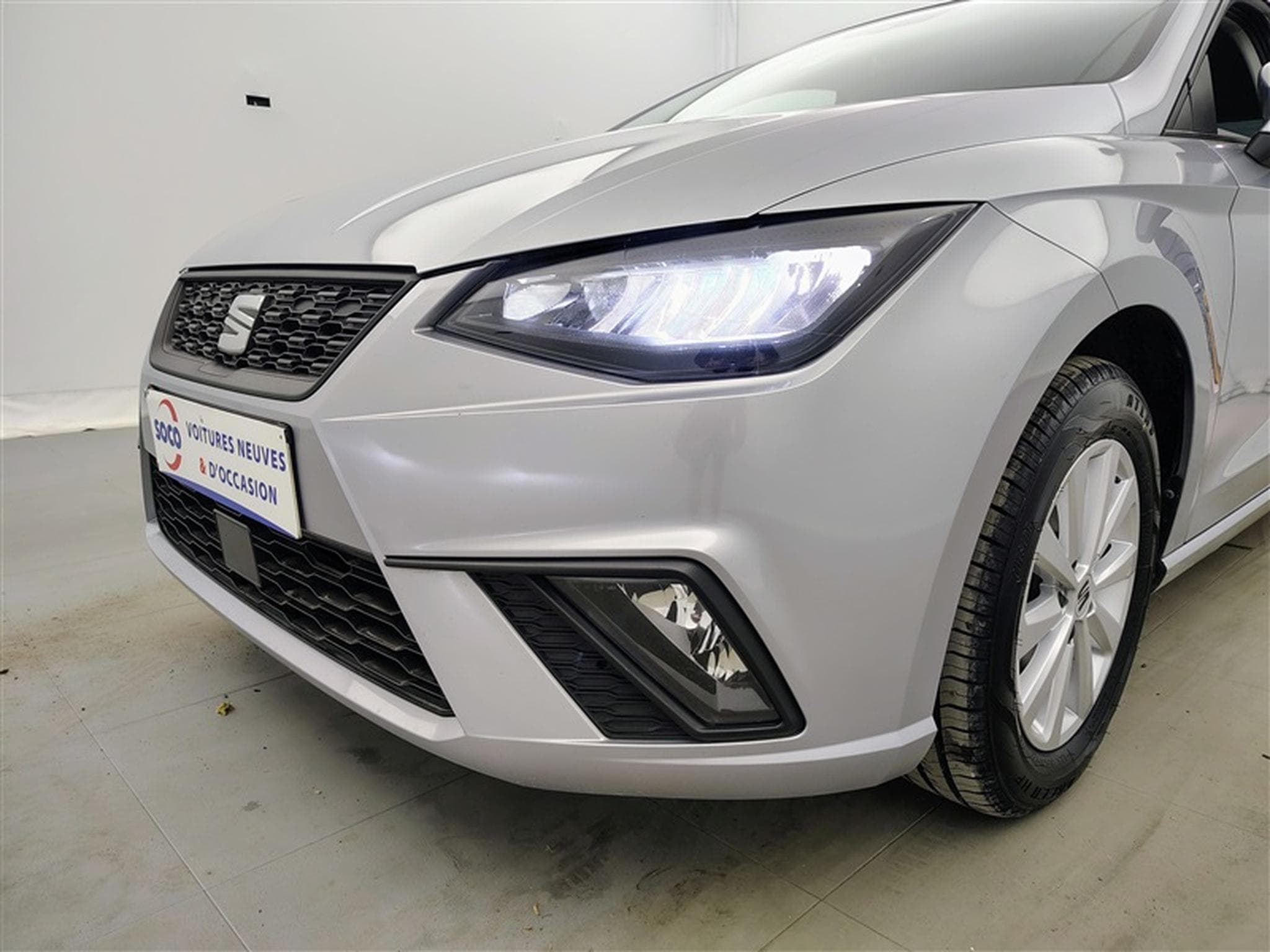 Seat Ibiza 1.0i MPI Move! Full Link NAVI/LED/JA/PDC (2023) - Photo 15