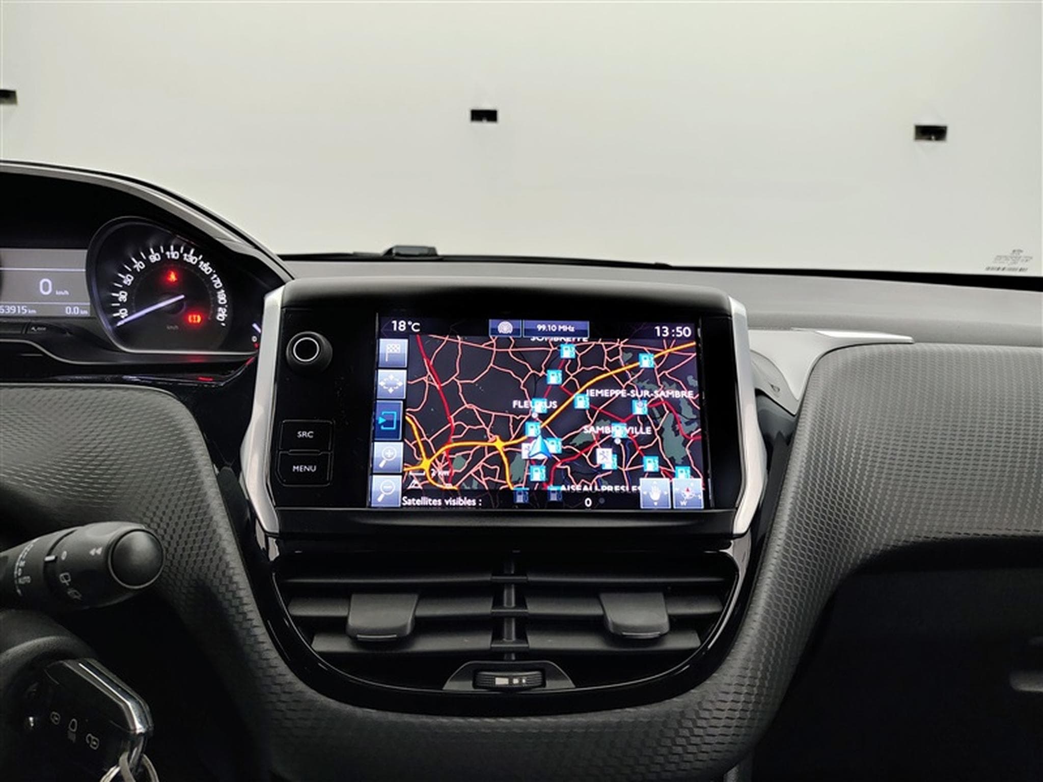 Peugeot 208 1.6 BlueHDi GT Line (2017) - Photo 11