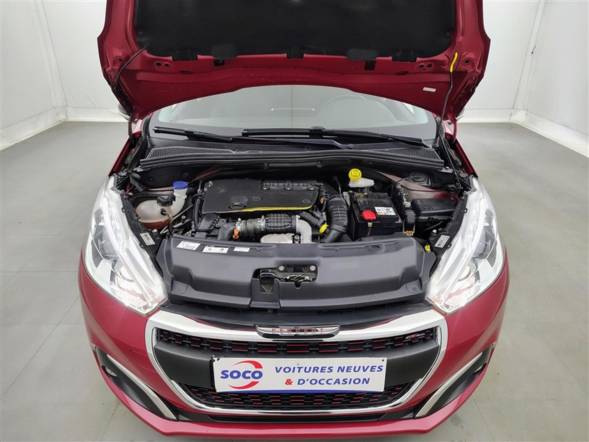 Peugeot 208 1.6 BlueHDi GT Line (2017) - Photo 19