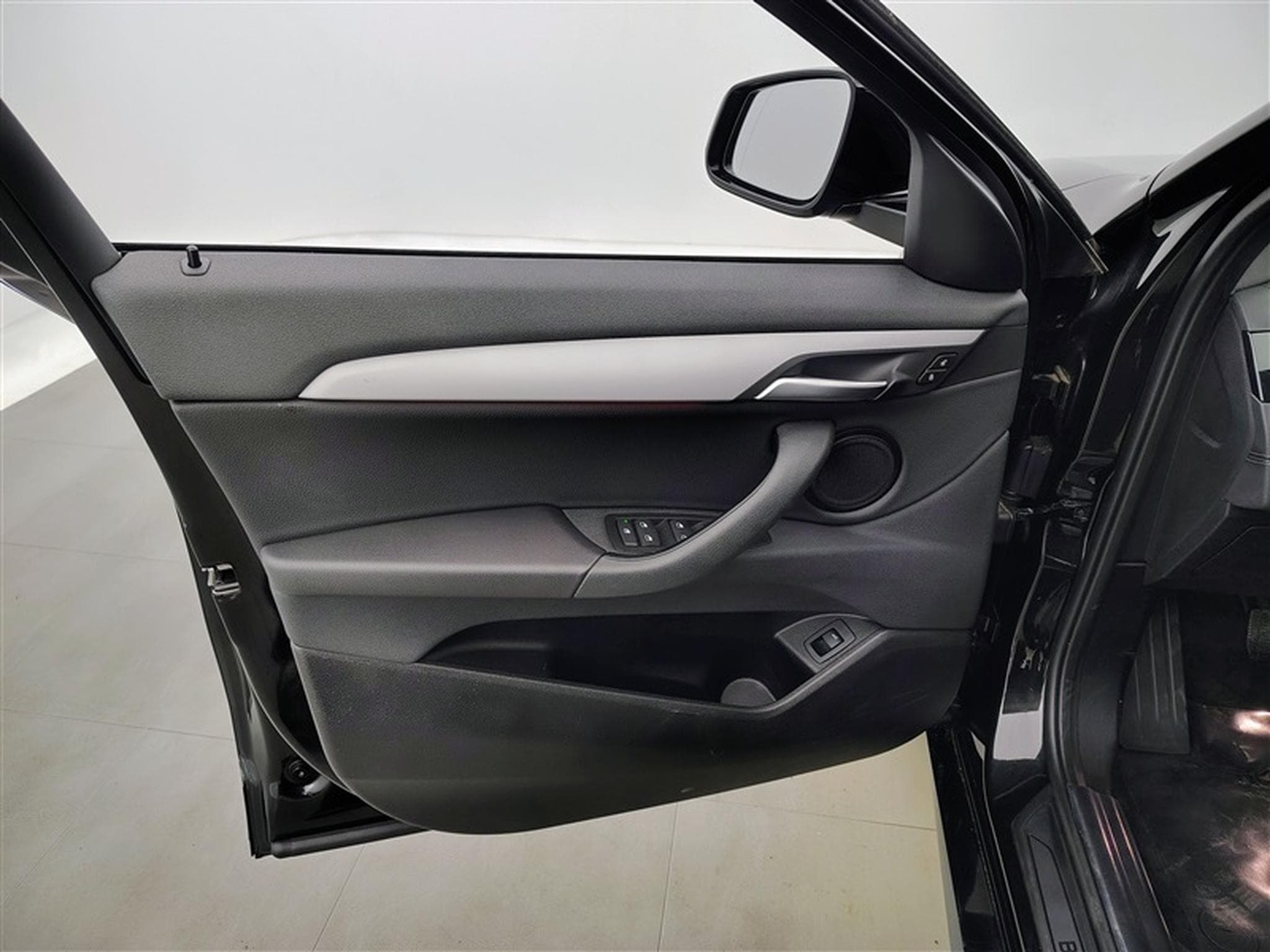 BMW X2 1.5i sDrive18 M-SPORT/CUIR/NAVI/FULL LED/JA19 (2020) - Photo 17