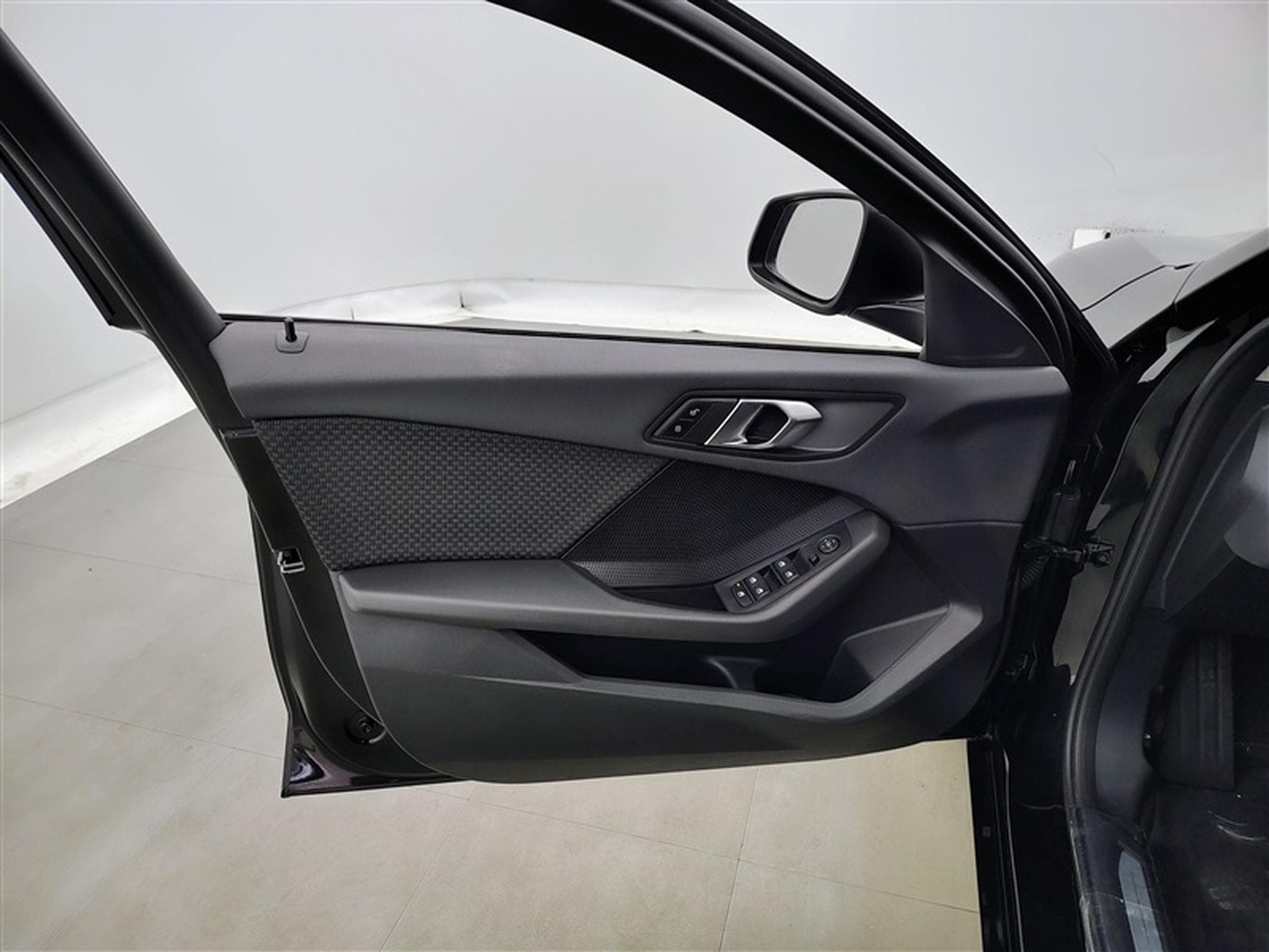BMW 116 116d Business NAVI/FULL LED/JA16/PDC AV AR (2022) - Photo 17