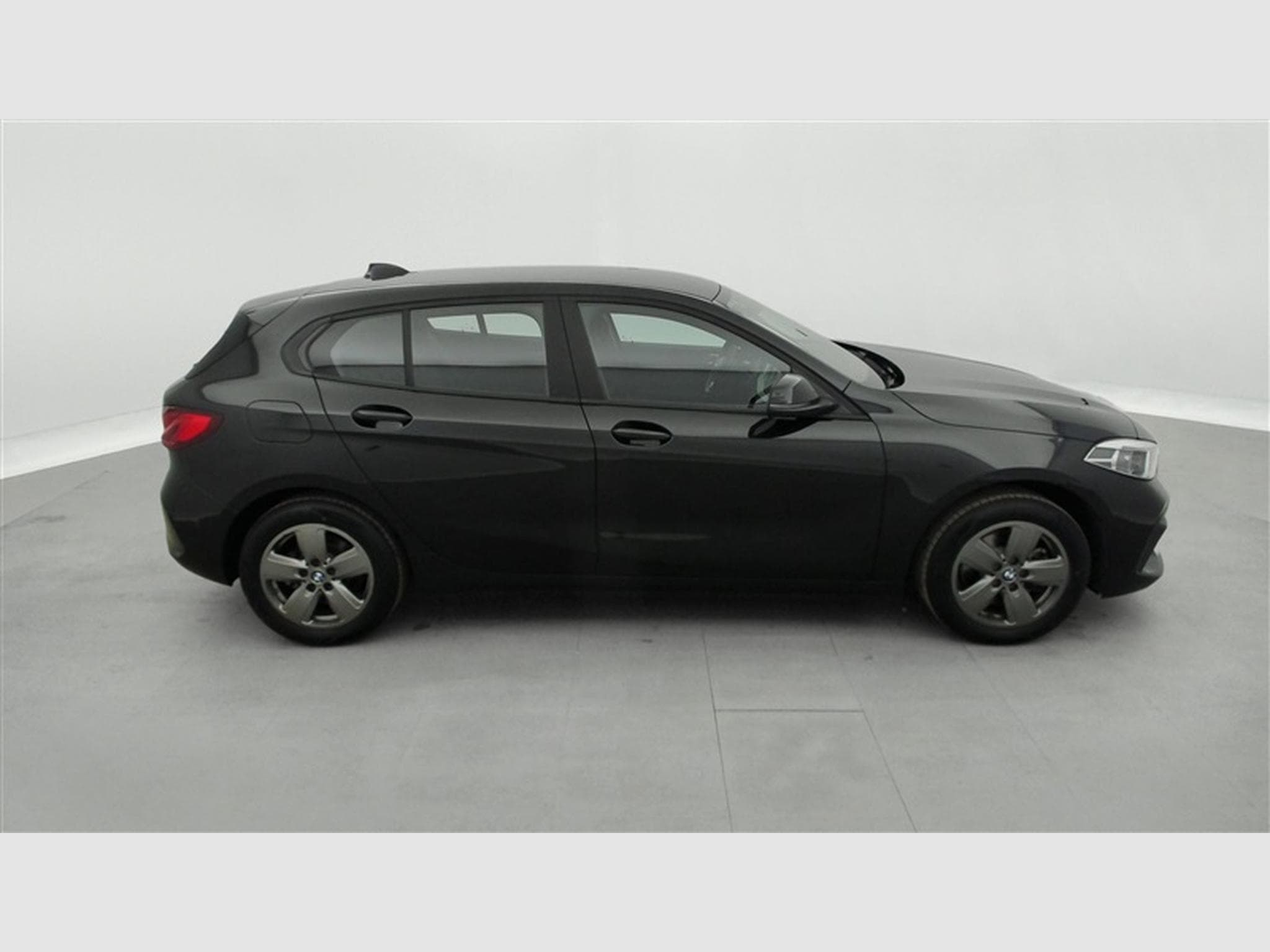 BMW 116 116d Business NAVI/FULL LED/JA16/PDC AV AR (2022) - Photo 24