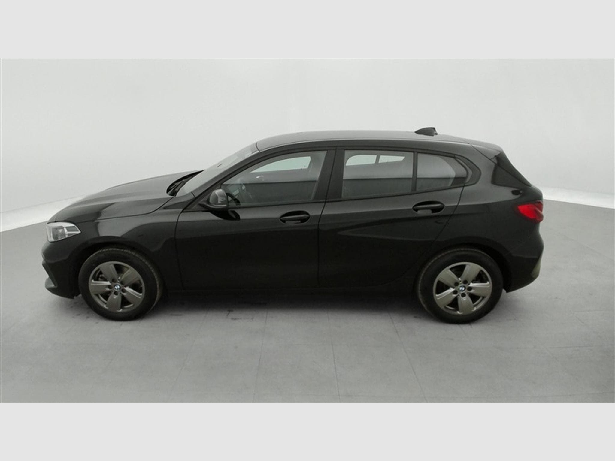 BMW 116 116d Business NAVI/FULL LED/JA16/PDC AV AR (2022) - Photo 3