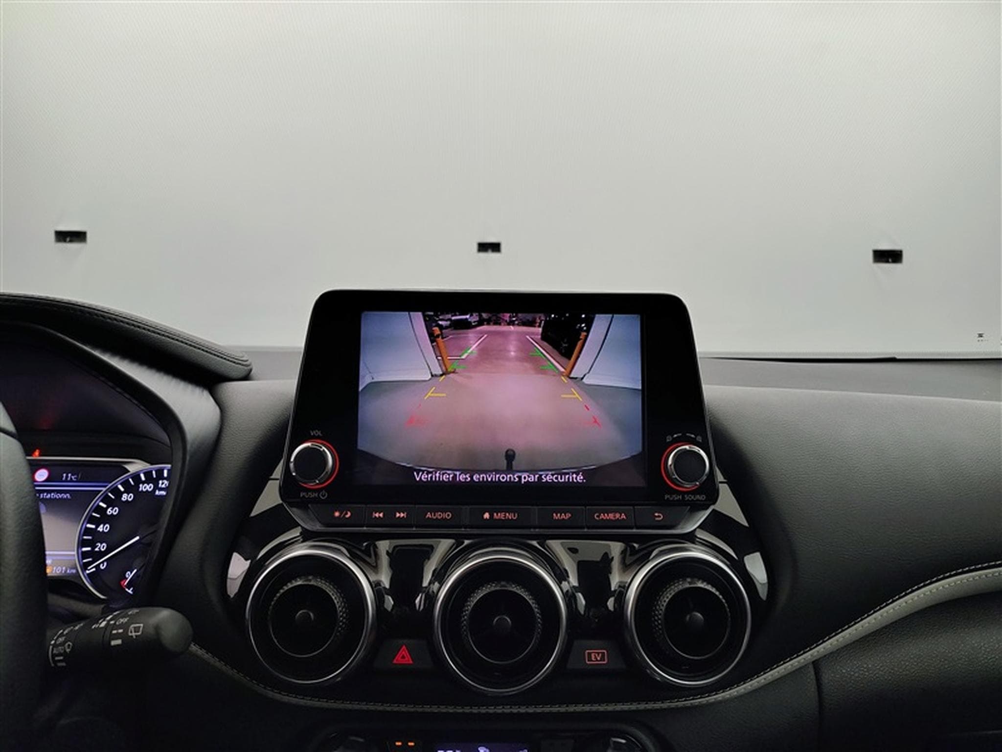 Nissan Juke 1.6 HEV  First Ed. Cuir/Navi/CarPlay/Sièges Ch./Caméra/... (2023) - Photo 18