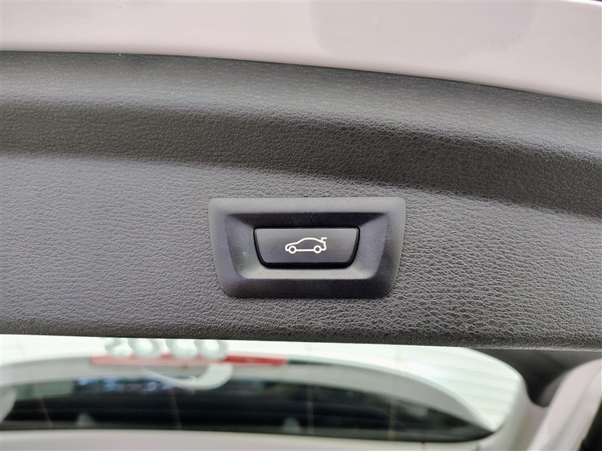 BMW X2 PHEV 1.5iA xDrive25e NAVI / FULL LED / PDC AV-AR (2022) - Photo 19
