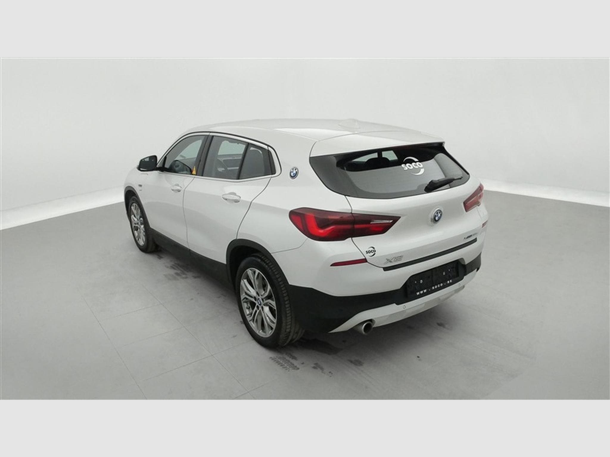BMW X2 PHEV 1.5iA xDrive25e NAVI / FULL LED / PDC AV-AR (2022) - Photo 2