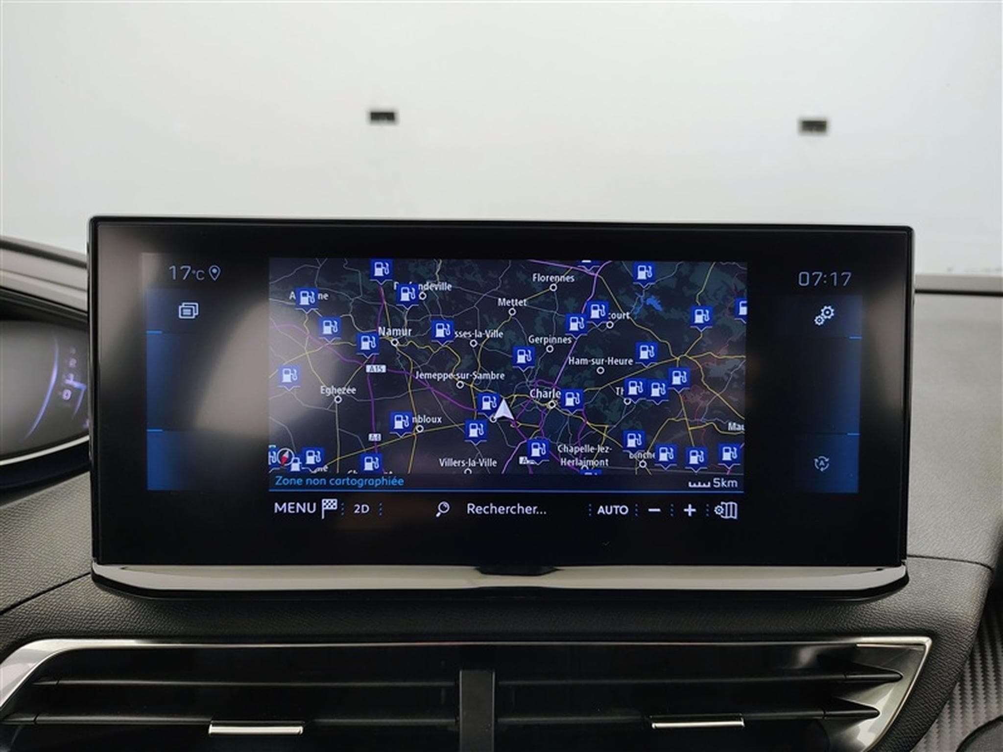 Peugeot 3008 1.2 PureTech 130Cv EAT8 Style NAVI / CARPLAY / CAMERA (2022) - Photo 11
