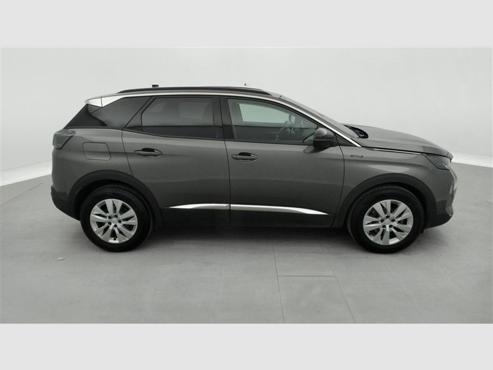 Peugeot 3008 1.2 PureTech 130Cv EAT8 Style NAVI / CARPLAY / CAMERA (2022) - Photo 24