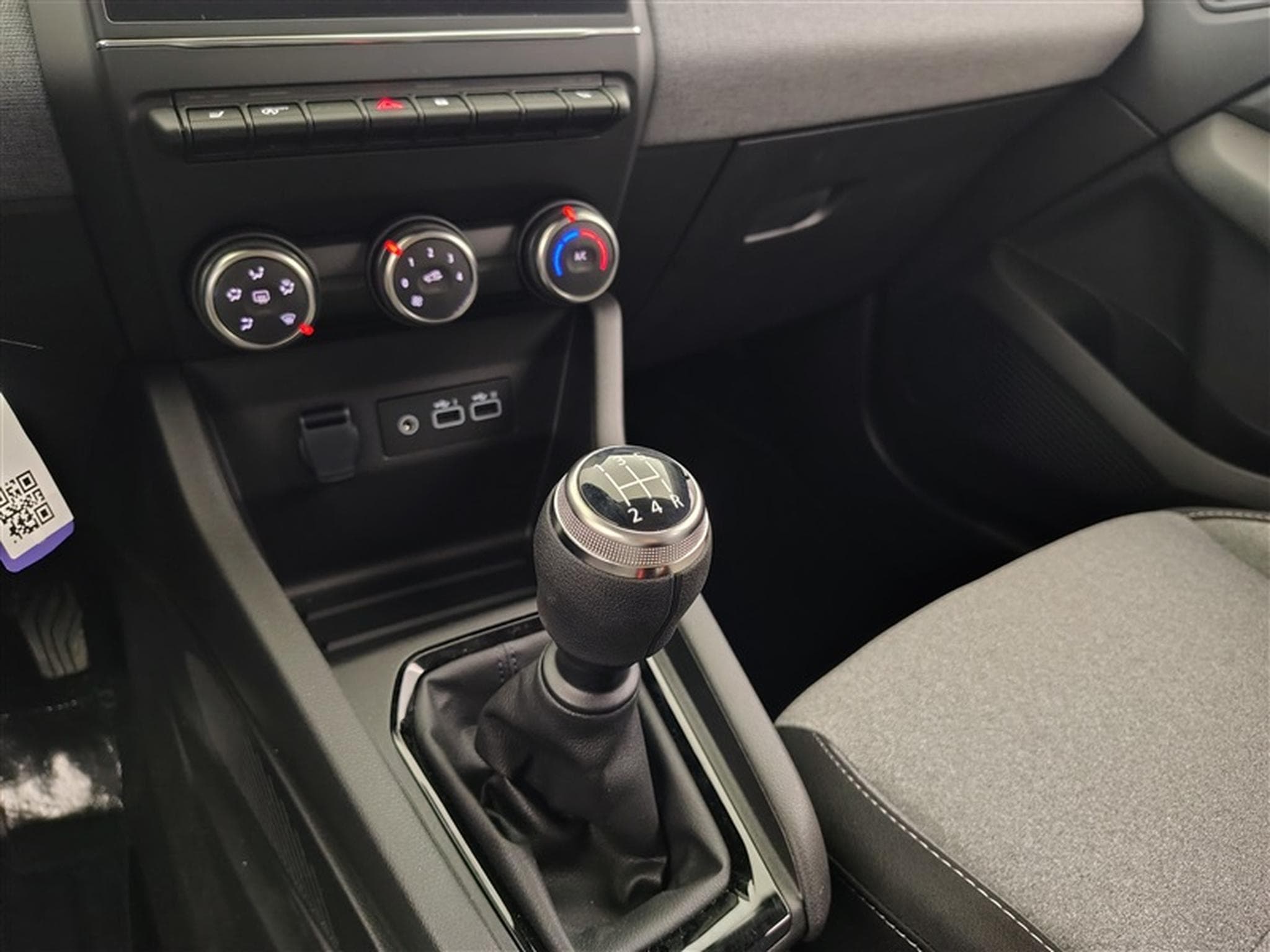 Renault Clio 1.0 SCe 65cv Evolution CARPLAY / FULL LED / PDC AR (2025) - Photo 12