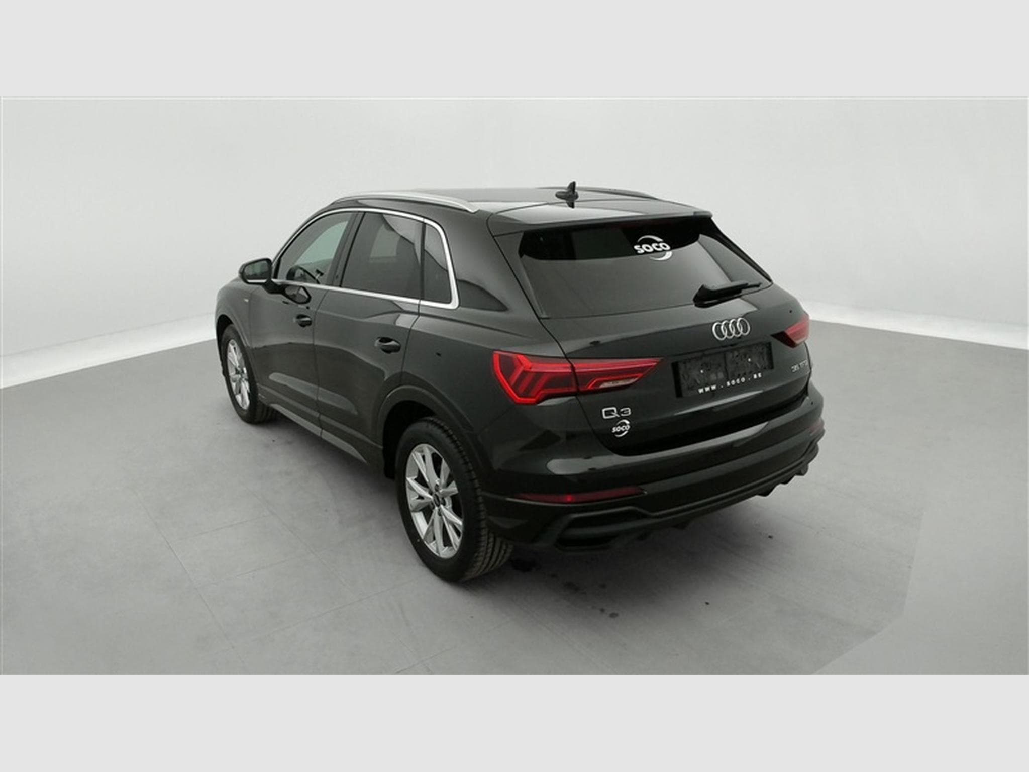 Audi Q3 35 TFSI S line (2024) - Photo 2