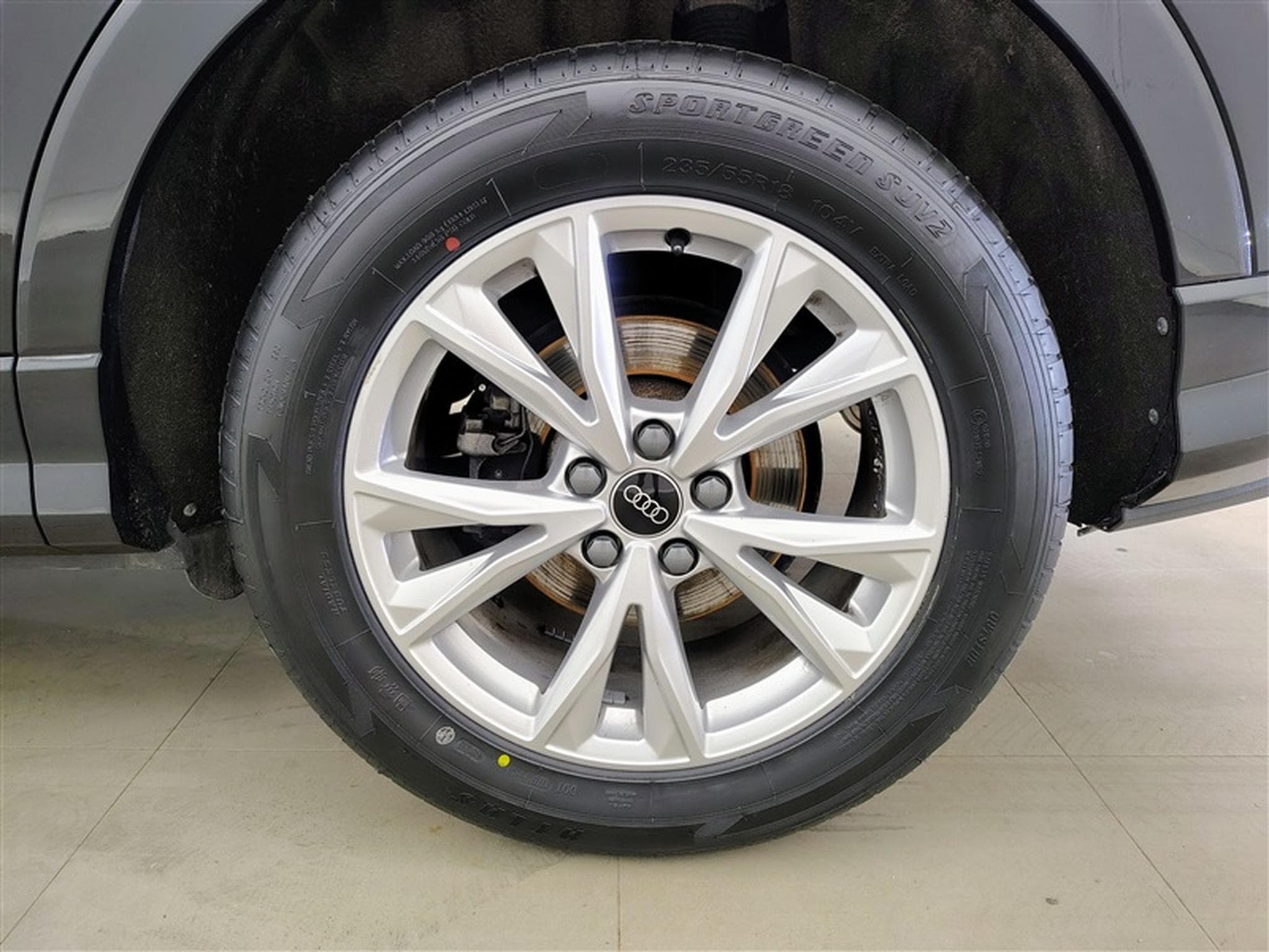 Audi Q3 35 TFSI S line (2024) - Photo 6