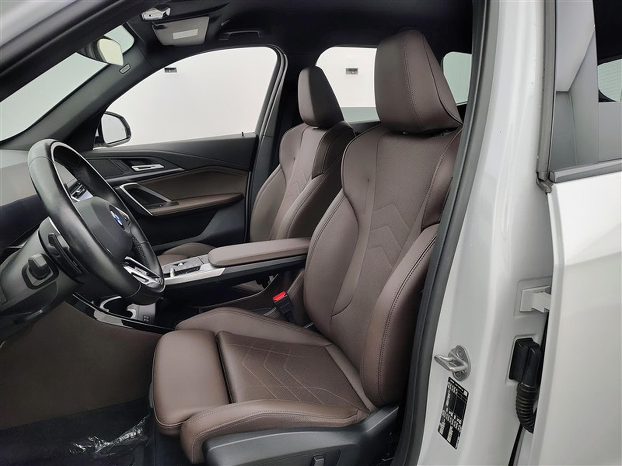BMW X1 2.0 dA PACK M **AUTO/NAVI/FULL LED/CAMERA** (2023) - Photo 7