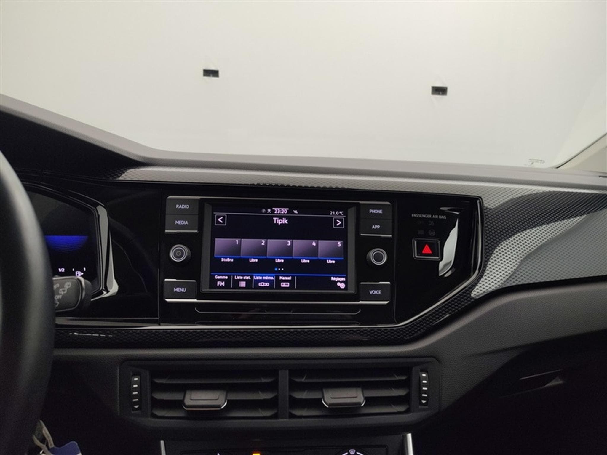 VW Taigo 1.0 TSI Life Carplay / Led (2023) - Photo 11