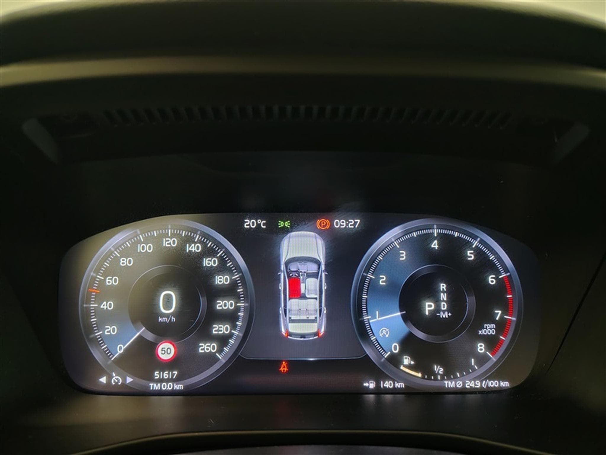 Volvo XC40 1.5 T3 Inscription Geartronic CUIR/NAVI/TO PANO/FULL LED (2022) - Photo 10