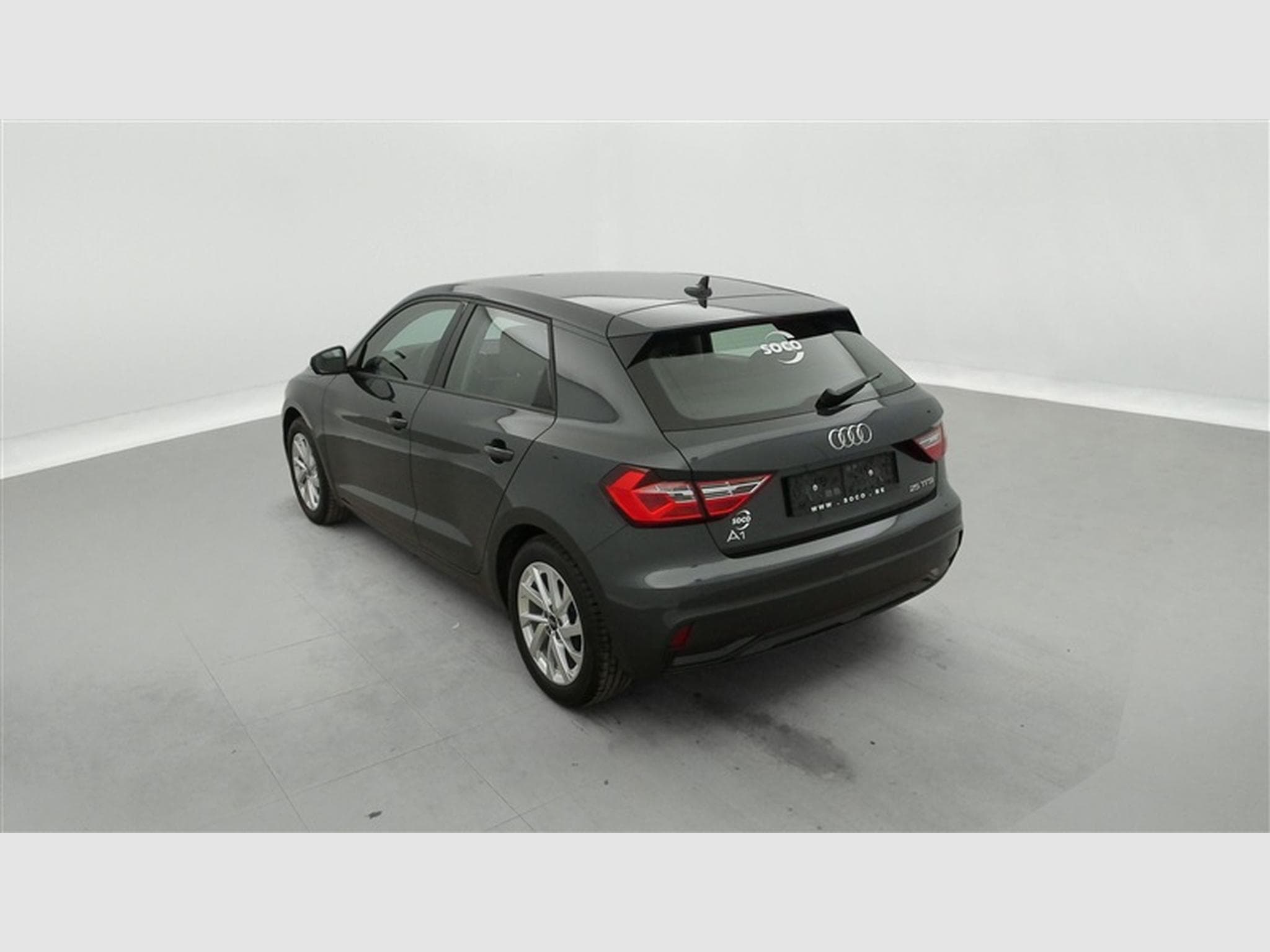 Audi A1 25 TFSI Advanced (2023) - Photo 2