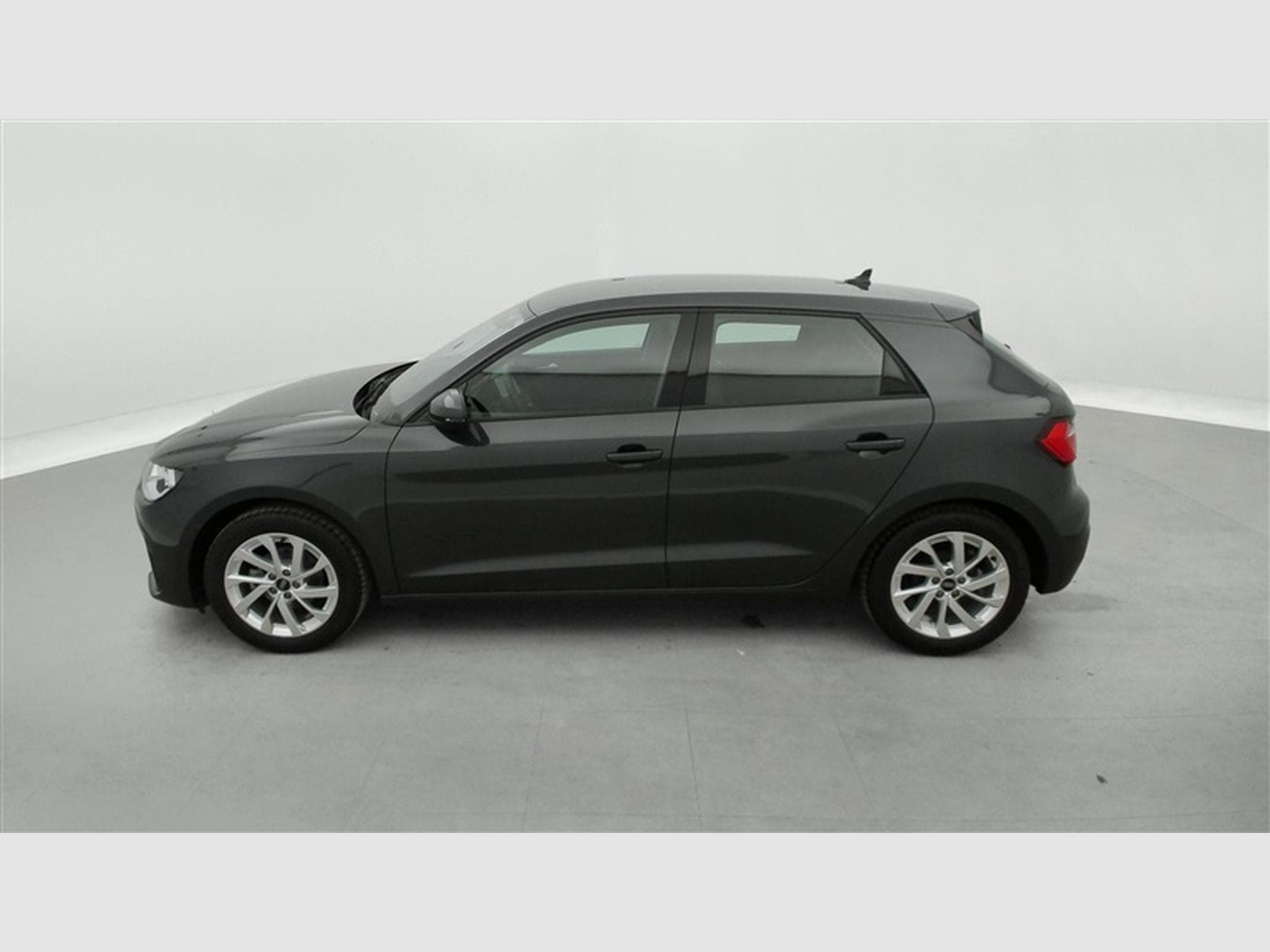 Audi A1 25 TFSI Advanced (2023) - Photo 3
